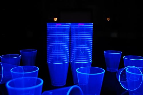 Miniatura 5 de DirectGlow - Gafas de disparo de 2 onzas con luz UV de neón y brillo reactivo para fiesta 50 unidades surtidas