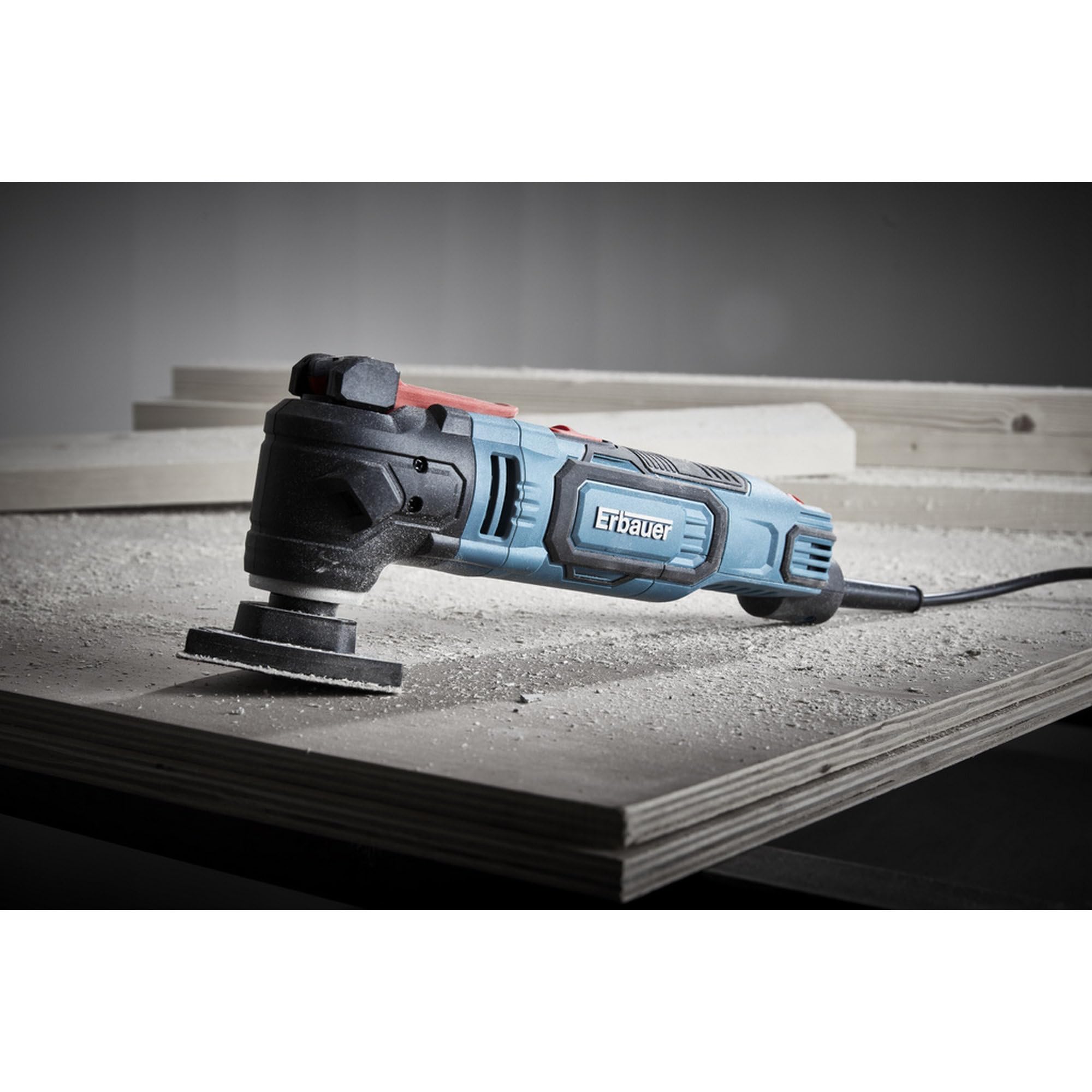 Erbauer EMT300-QC Outil Multifonction Filaire 300 W Vitesse Variable et LED