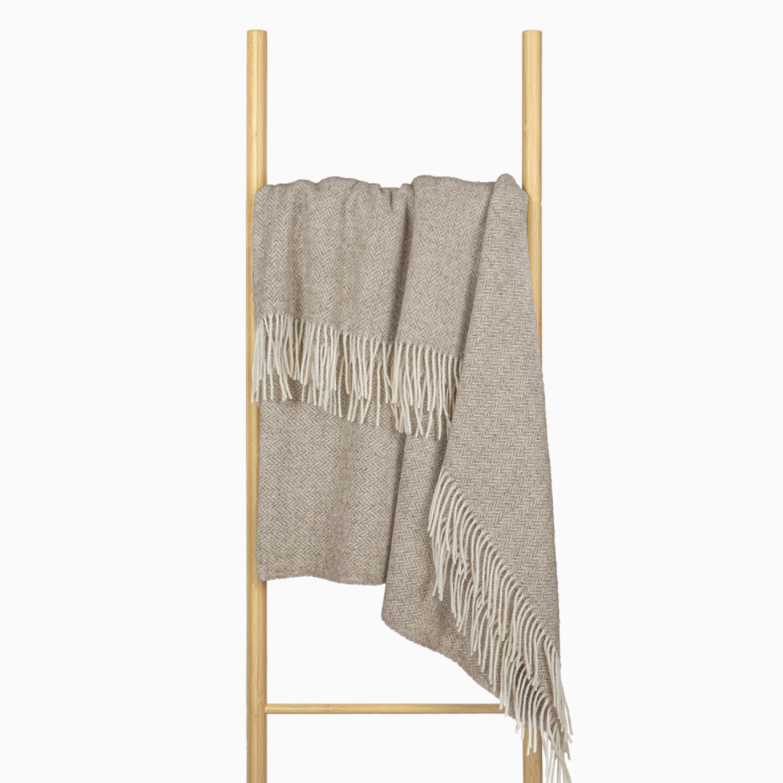 Wool Blanket 140 x 200 cm, 100% Pure New Zealand, Soft Wool Plaid for Bed and Sofa, Elegant Bedspread with Fringes – Nostra Zealandia Wool Blanket Large