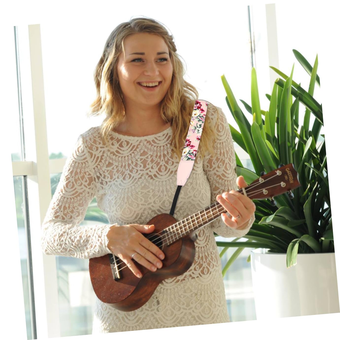 Verstellbarer Haken mit Verstellbare Ukulelengurt Ukulele Hawaii Stil Nylon Spiel Länge und Hohe Faltbeständigkeit Zufälliger bei Gelegenheit