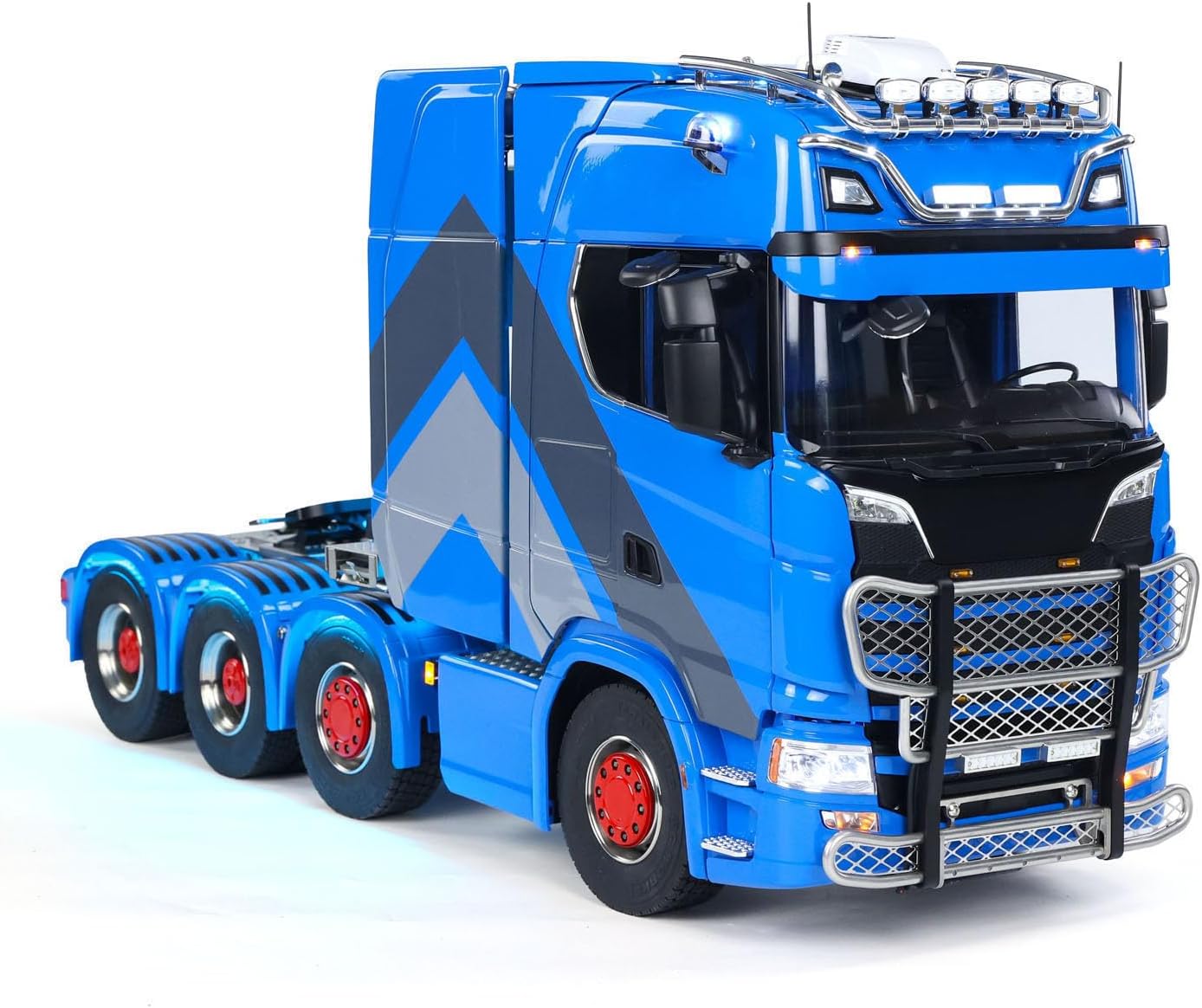 770S 1/14 RC Tractor Truck 8x8 Metal Chassis Remote Control Lorry ST8 Battery Cabin Suspension System Light Sound System Smoke Unit Hobby Grade Model