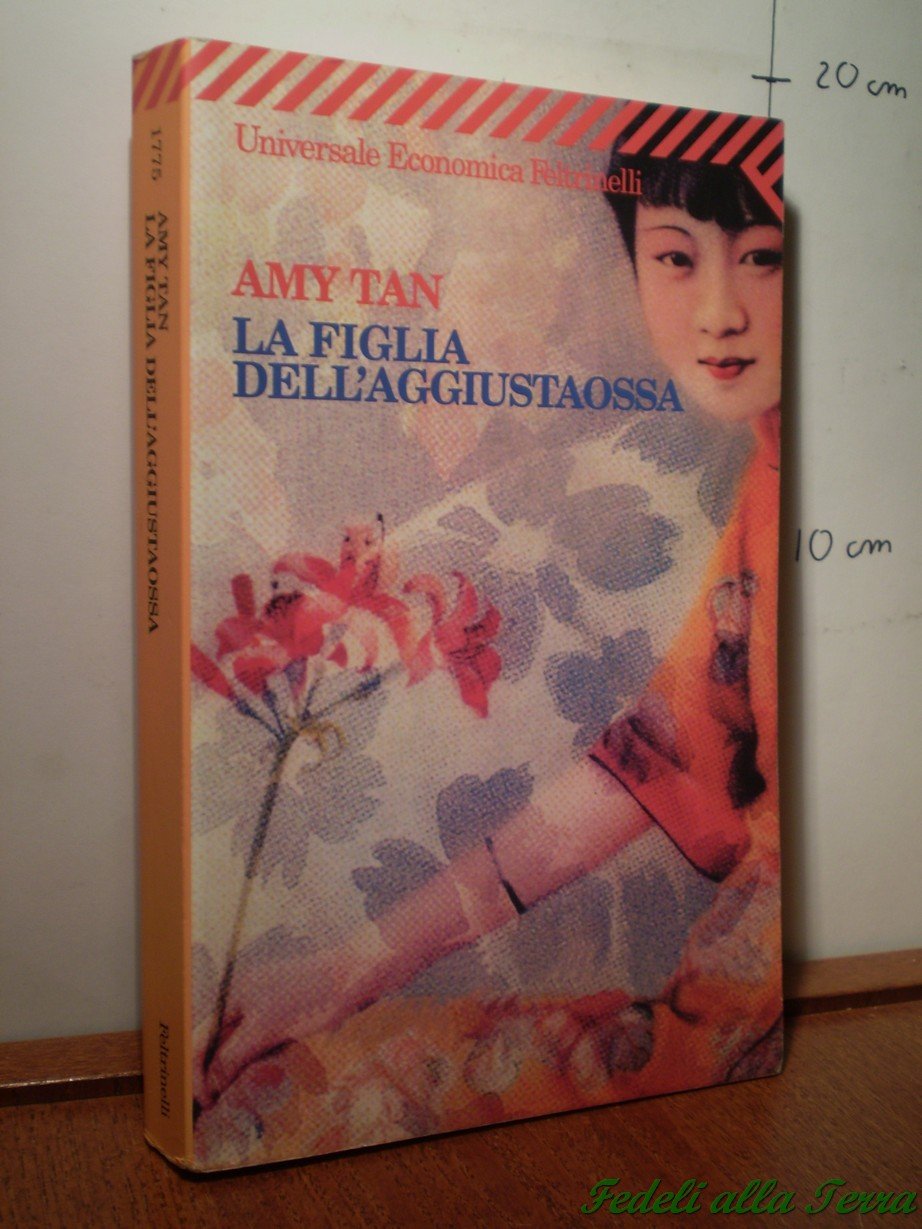 Buy La Figlia Dell'Aggiustaossa — BookShops.in