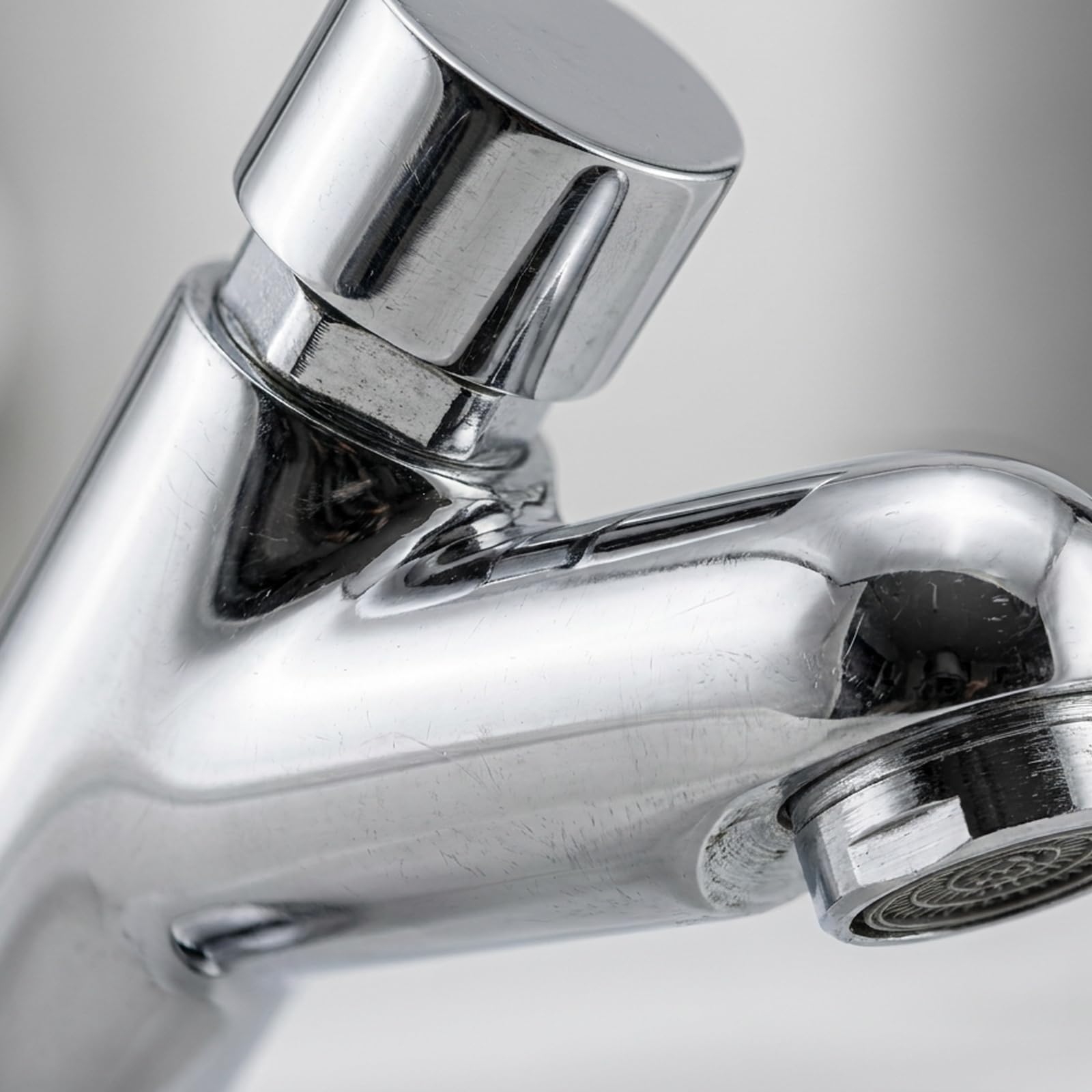 Grifo de lavabo temporizado con premezclador manual - Idral Modern 08210/PM