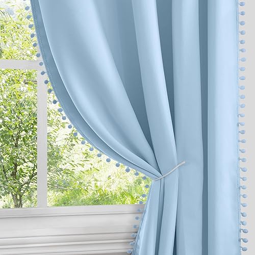 HOMEIDEAS Cortinas opacas con pompones, color azul claro, de 52 x 63 pulgadas, bonitas cortinas de color azul bebé para niños, guardería, cortinas