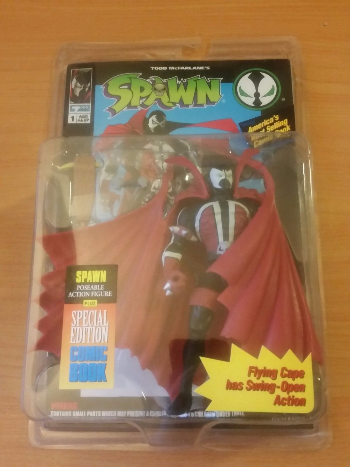 Amazon.com: Spawn Flying Cape Figure Mint on Card ~ Comes with