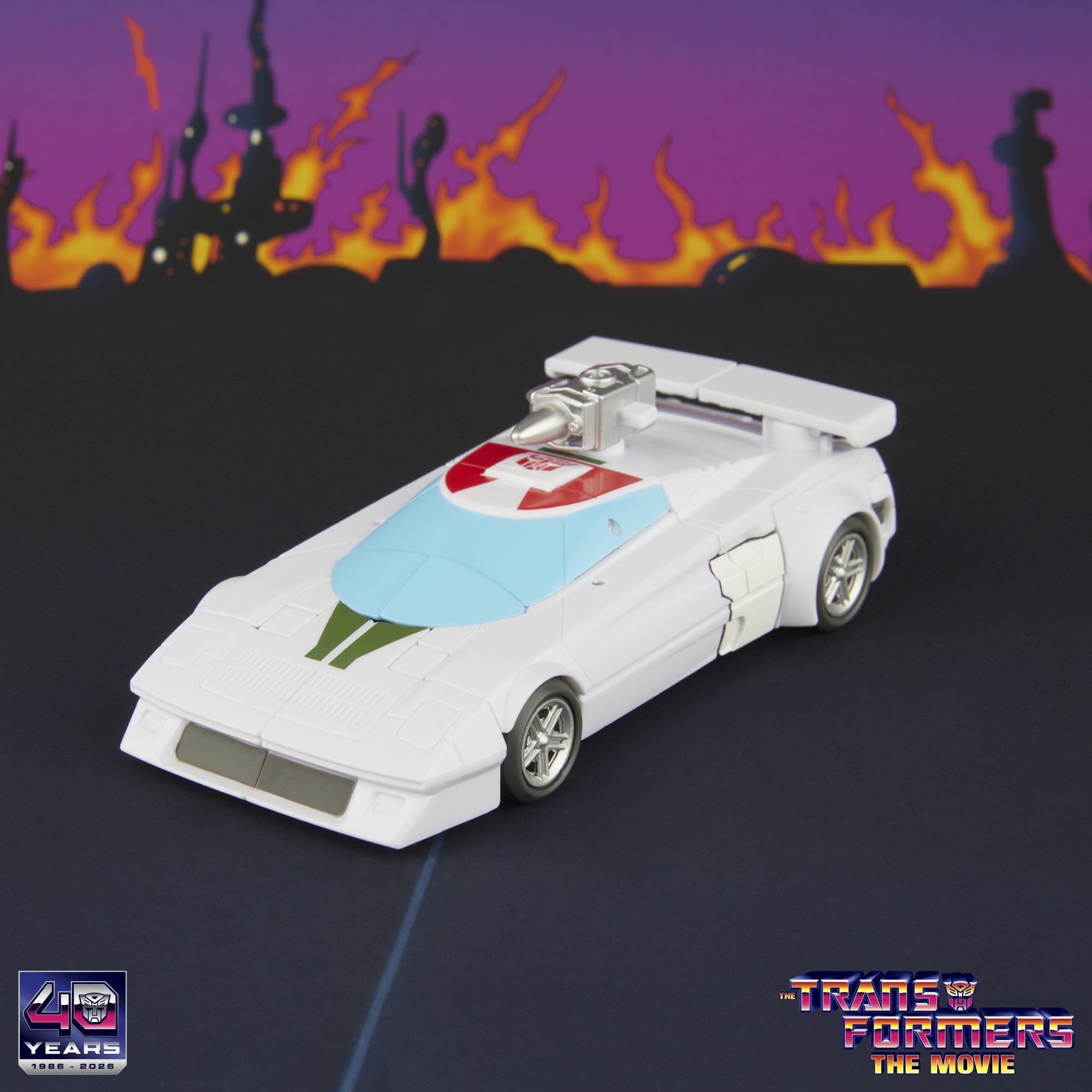 Wheeljack klasy Deluxe z kolekcji Transformers Studio Series z filmu ""The Transformers: The Movie"", 12,5-centymetrowa przekształcająca się figurka, zabawkowe roboty dla dzieci w wieku od 8 lat