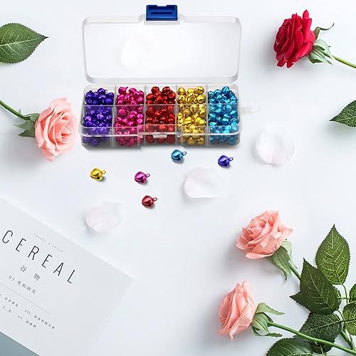 Miniatura 2 de 300 cascabeles, cascabeles de 0.3 pulgadas, cascabeles de Navidad de colores, campanas pequeñas de bricolaje con caja de almacenamiento para