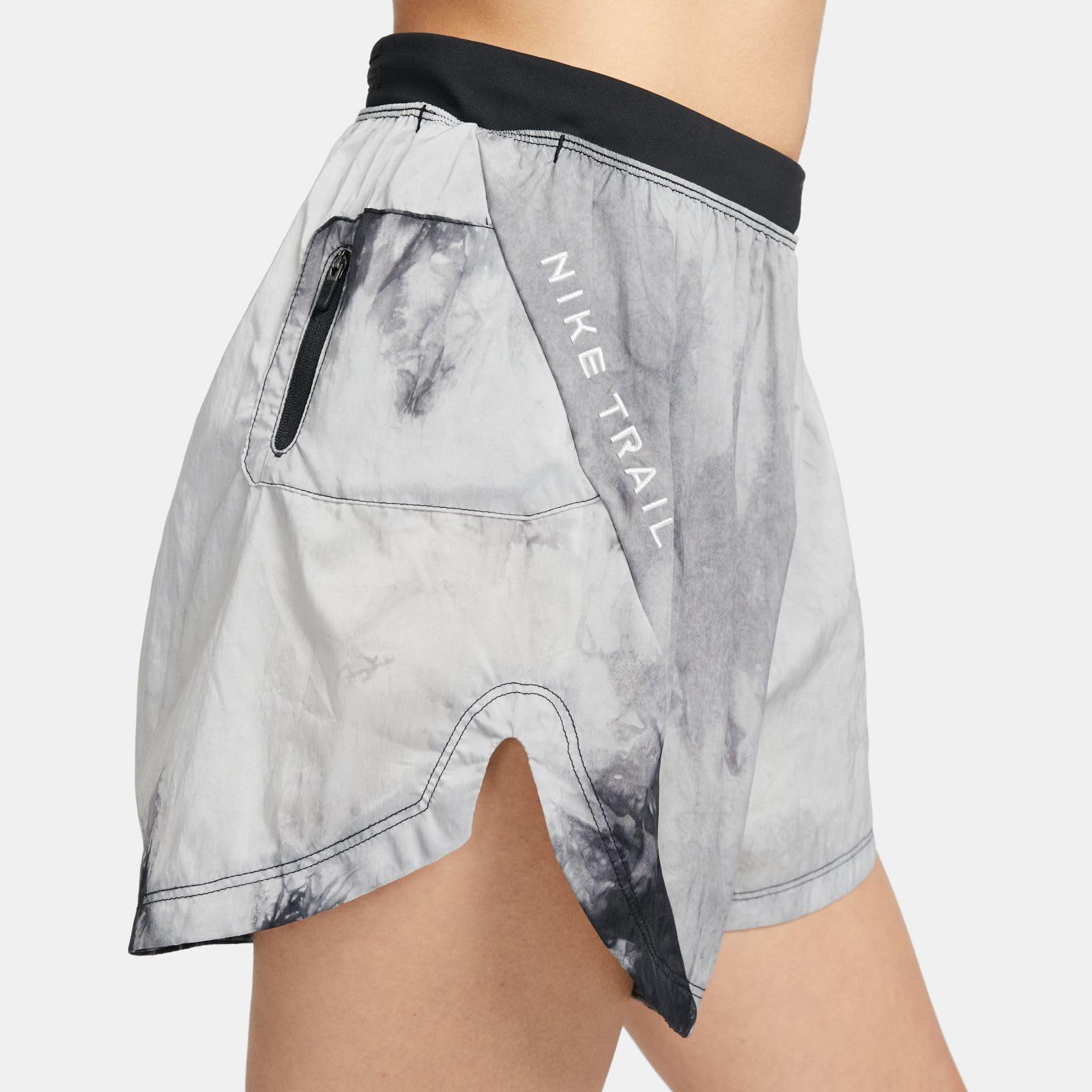 Nike Short Tempo pour Femme
