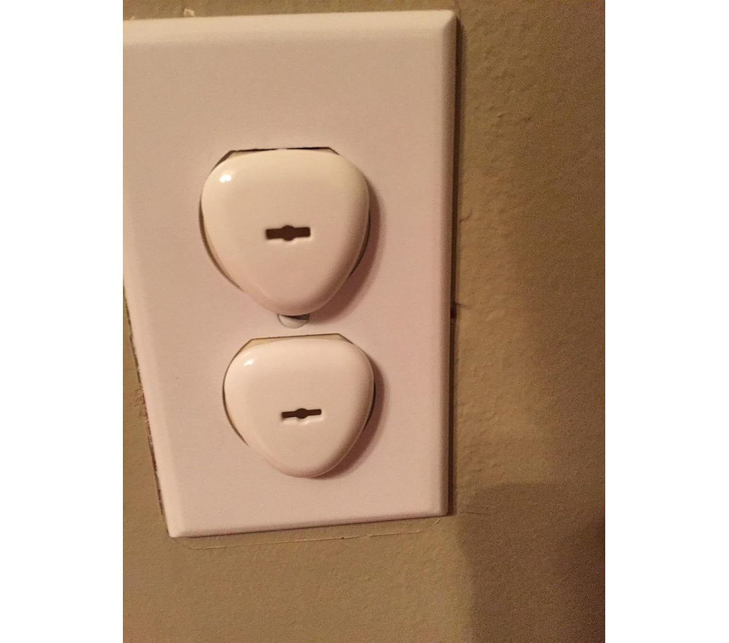 UCLEVER Outlet Plug Covers Baby Proofing Electric Protector Caps Kit for Child Safety (24 Plugs + 4 Keys)