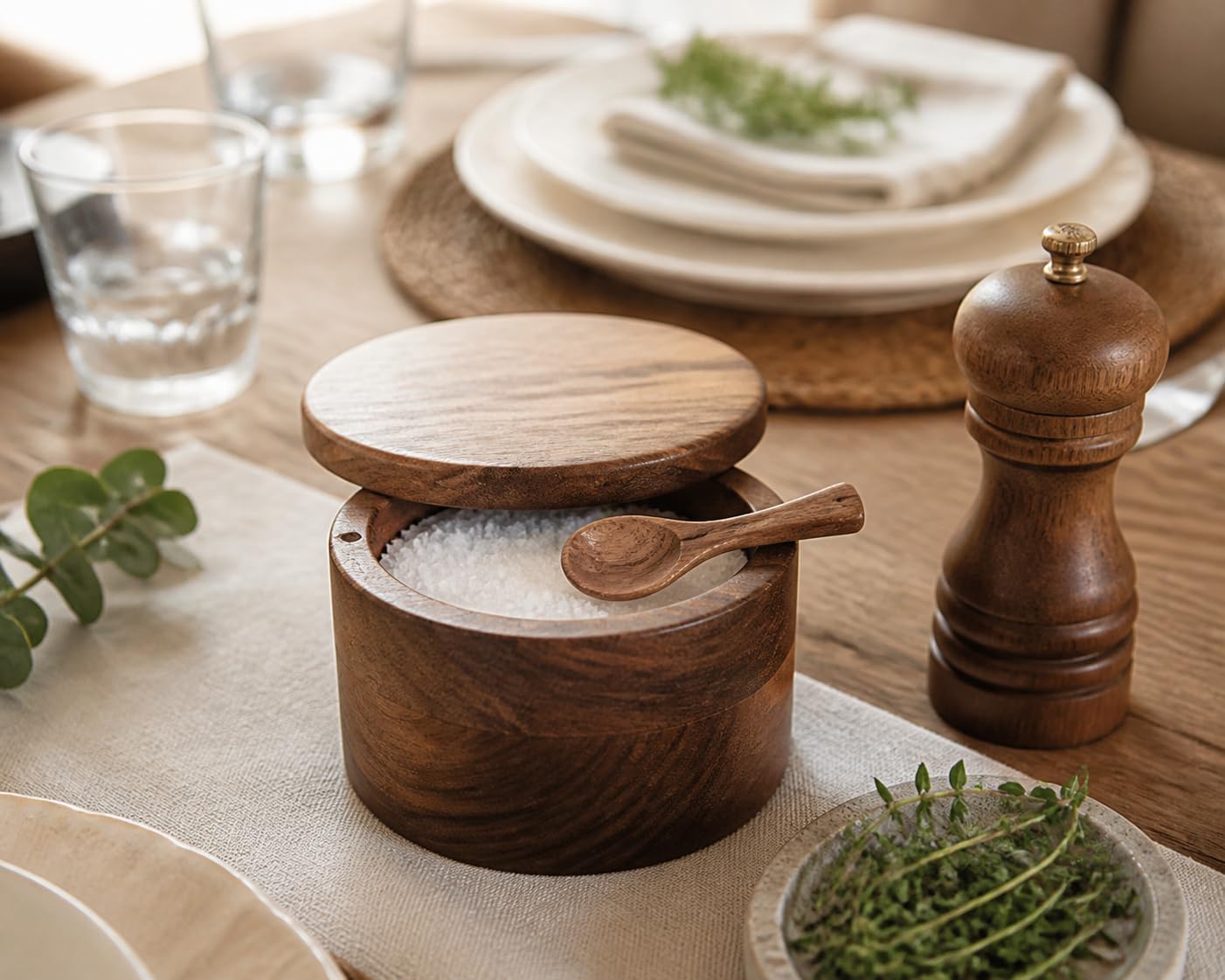 Acacia Wood Salt Box with Spoon and Lid – Wooden Salt Cellar Container for Kitchen Countertop, Sea Salt, Pepper, Herbs and Spice Storage – Natural Wood Grain, 9 x 9 x 7 cm