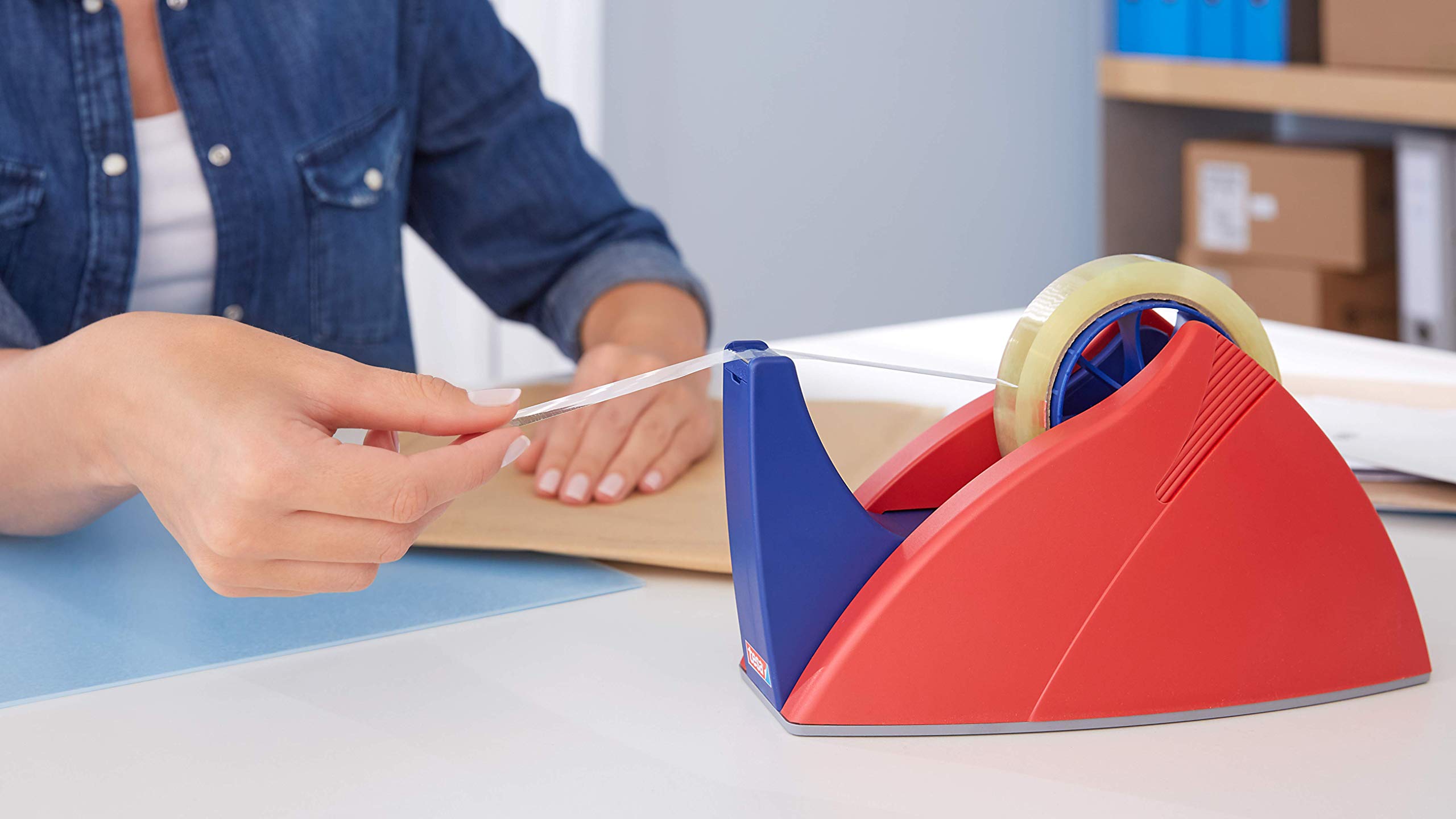 tesa Easy Cut Professional - Standfester Tischabroller für tesafilm - zur Verarbeitung von großen Klebefilmrollen - Rot/Blau (Packung mit 2)