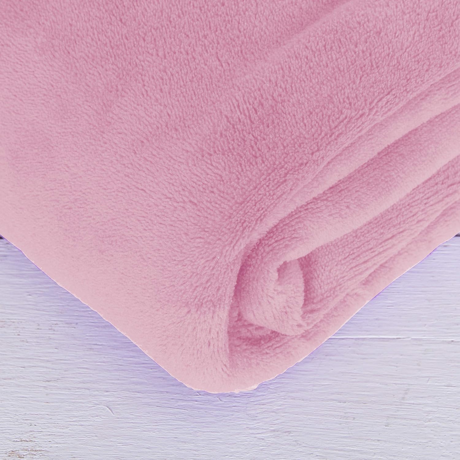 Threadart Super Soft Ultra Plush Fleece Throw Blankets 50"x60" | Fuzzy Soft Cozy Microfiber | Light Pink