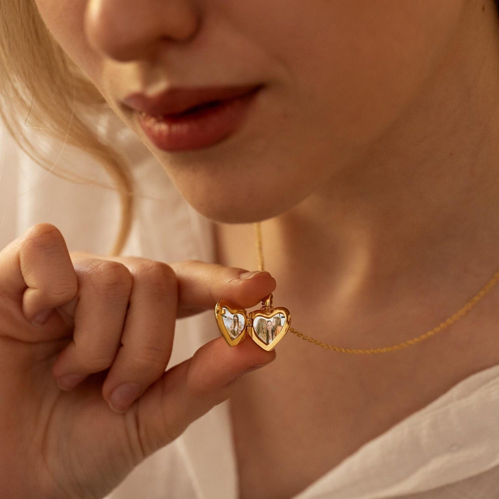 Oro cuore portafoto collana, personalizzato cuore portafoto collana con foto, commemorativo per lei, Festa della Mamma San Valentino per lei
