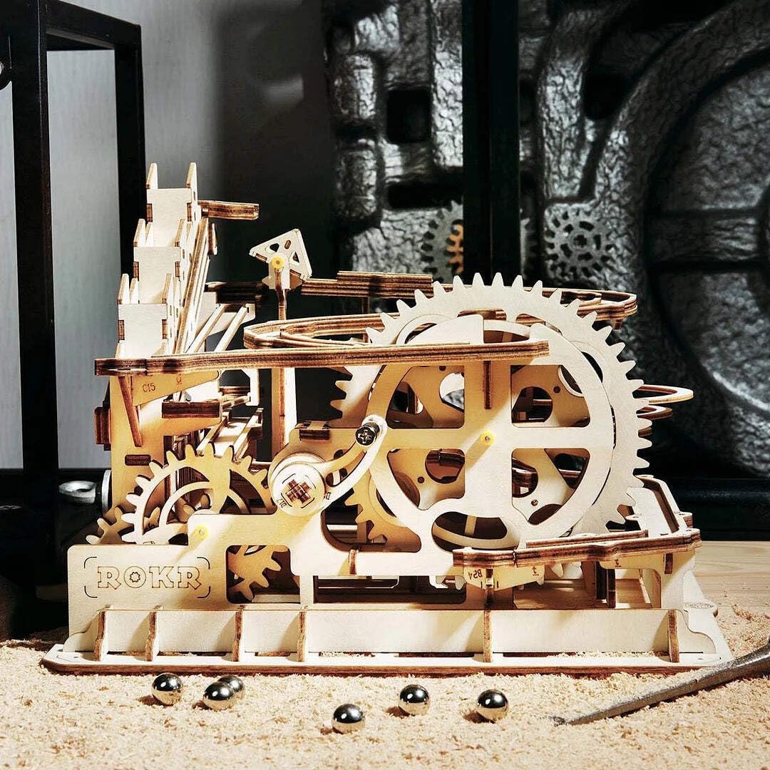 Robotime LG501 Marble Parkour Kugelbahn Bausatz aus Holz hergestellt, Maße: 25.5 x 23.5 x 18.5 cm, Teile: 254 Stück