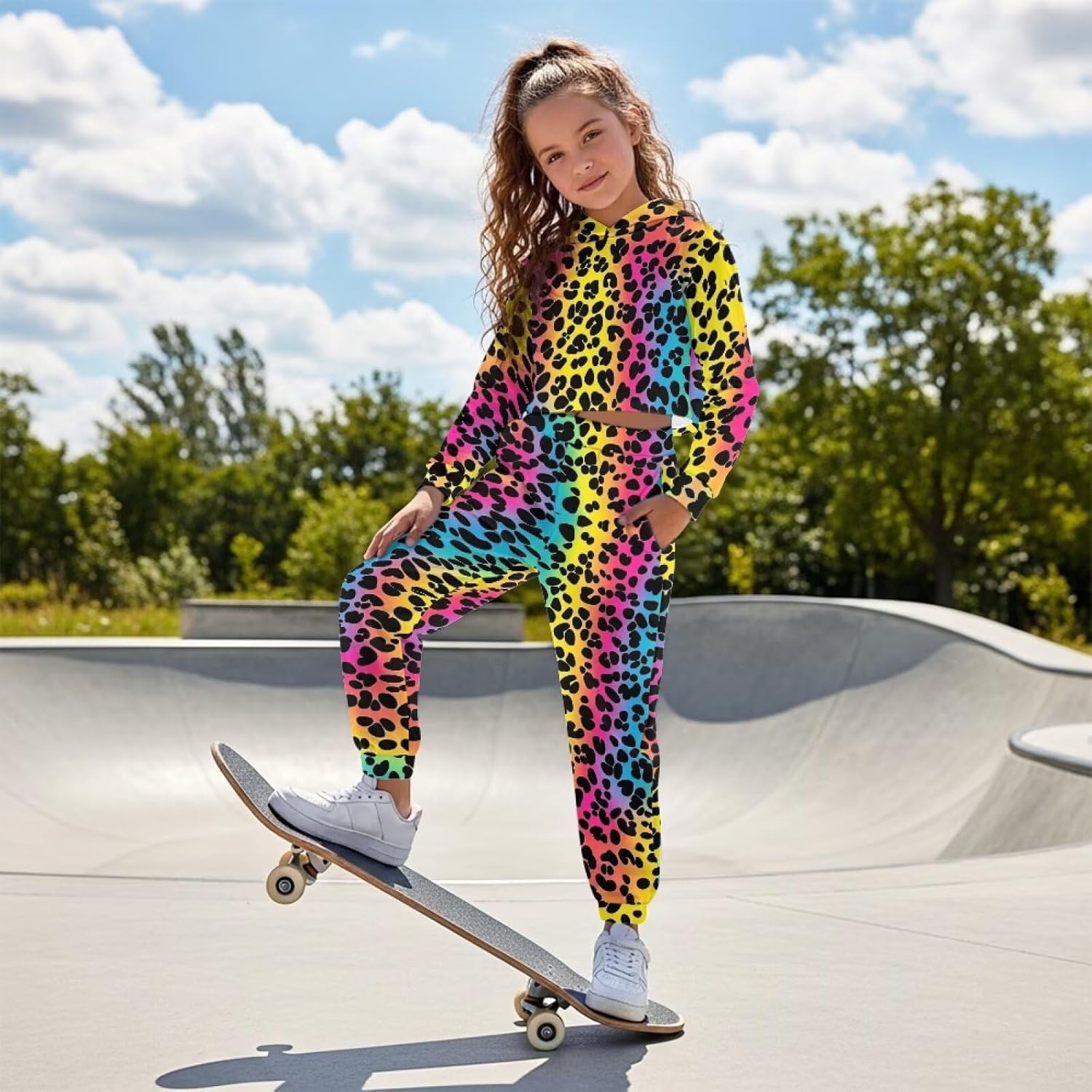 Xpyiqun Tracksuits Size 4-13 Years Outfits for Girls Graphic Sweatshirt and Sweatpants Kids Crop Hoodies 2PCS