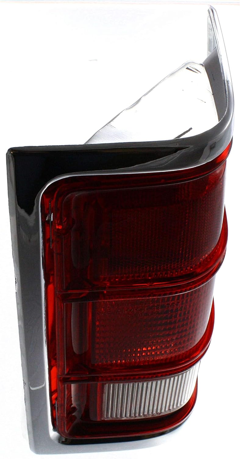 Garage-Pro Tail Light Compatible with 1988-1993 Dodge Ramcharger, Dodge D150, Dodge D250, D350, Dodge W150, Dodge W250, Dodge W350, Fits 1988-1989 Dodge D100, Dodge W100 Passenger Side JCWTRI4725GP