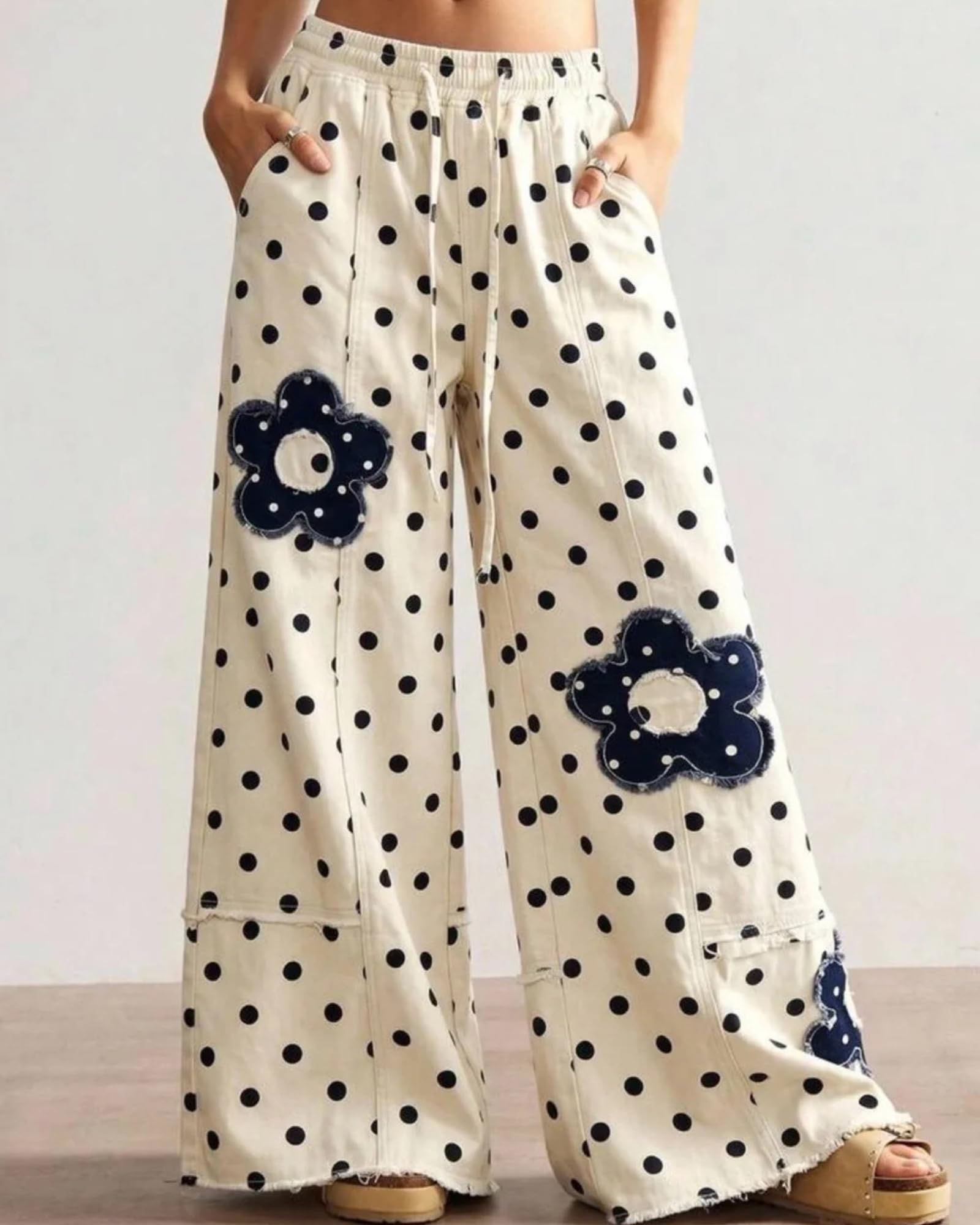 Pantalon large à pois pour femmes avec écusson floral