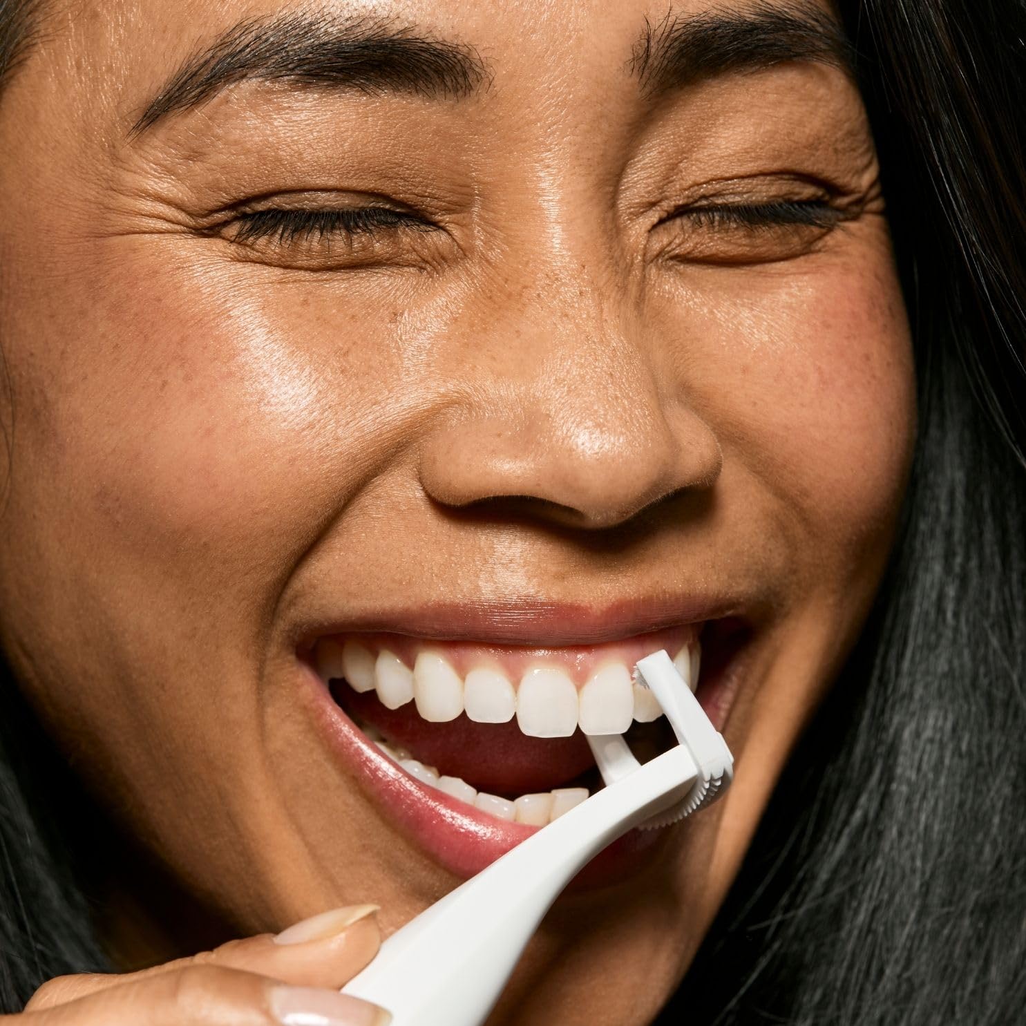 Slate Hilo dental eléctrico, 3 en 1 inventado por dentistas, funciona con pilas con cabezales de hilo reutilizables, cepillos de encías y raspador de lengua, 12.000 vibraciones sónicas, incluye