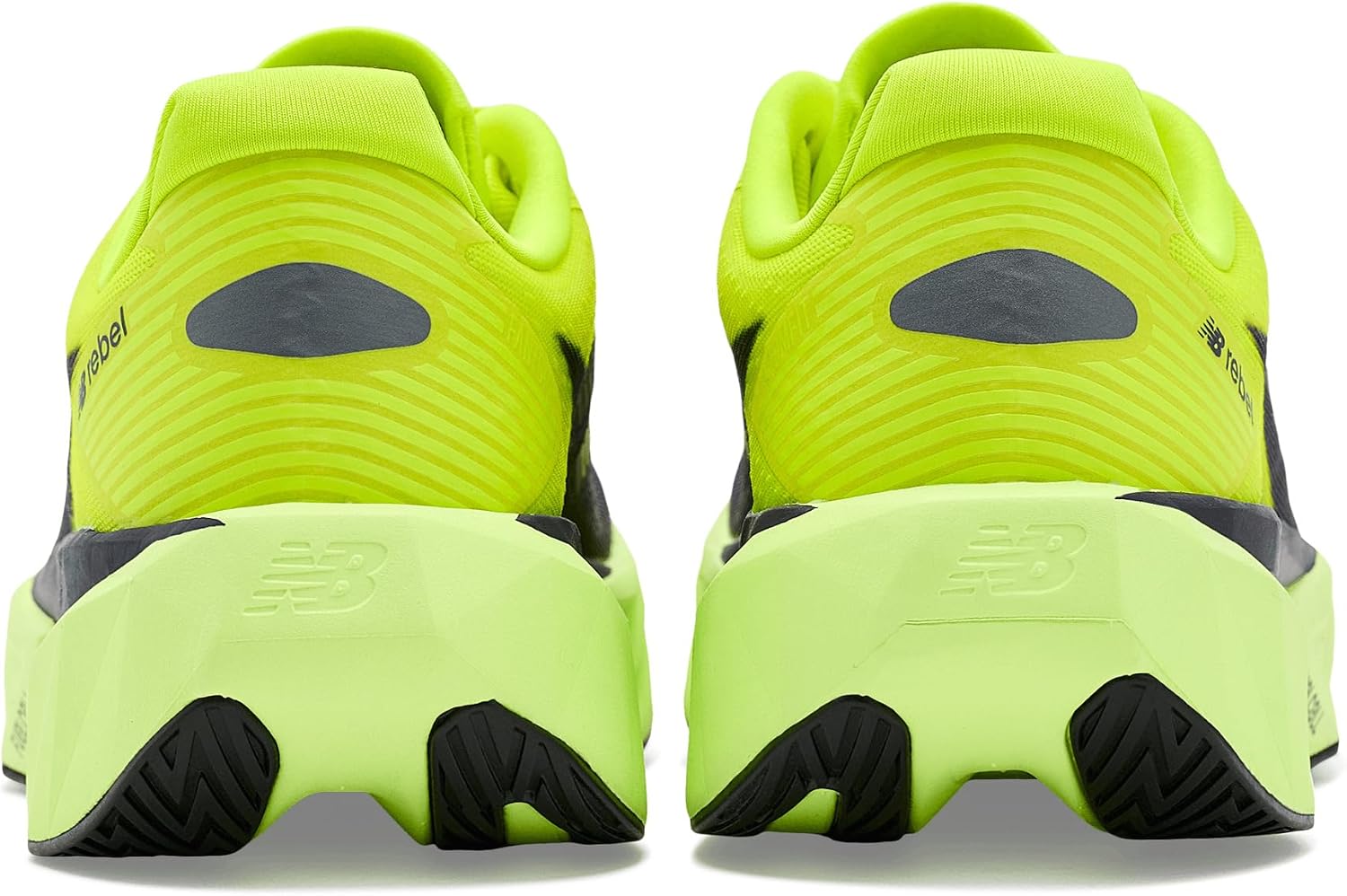 New Balance Tênis Fuelcell Rebel V5