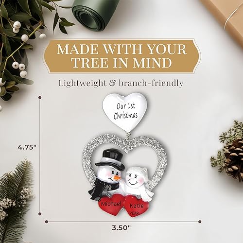 Miniatura 4 de Adorno de boda personalizado 2025 Personalización gratuita las 24 horas Adornos de Navidad de pareja de nieve grabados con láser para árbol