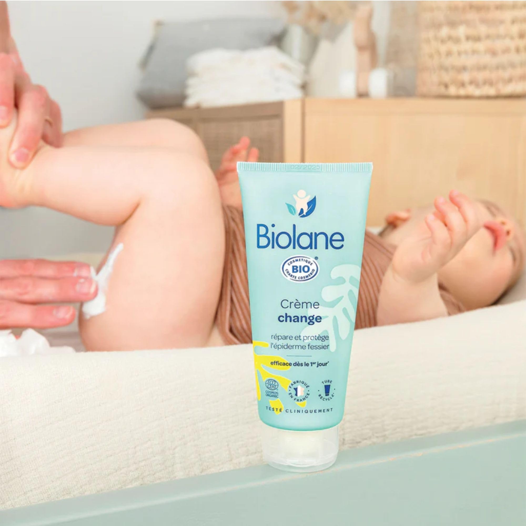 BIOLANE - Creme de change Certifié BIO - Soulage et Répare - Irritations et rougeurs du siège - Bébé - Ingrédients d'origine naturelle - Fabriqué en France