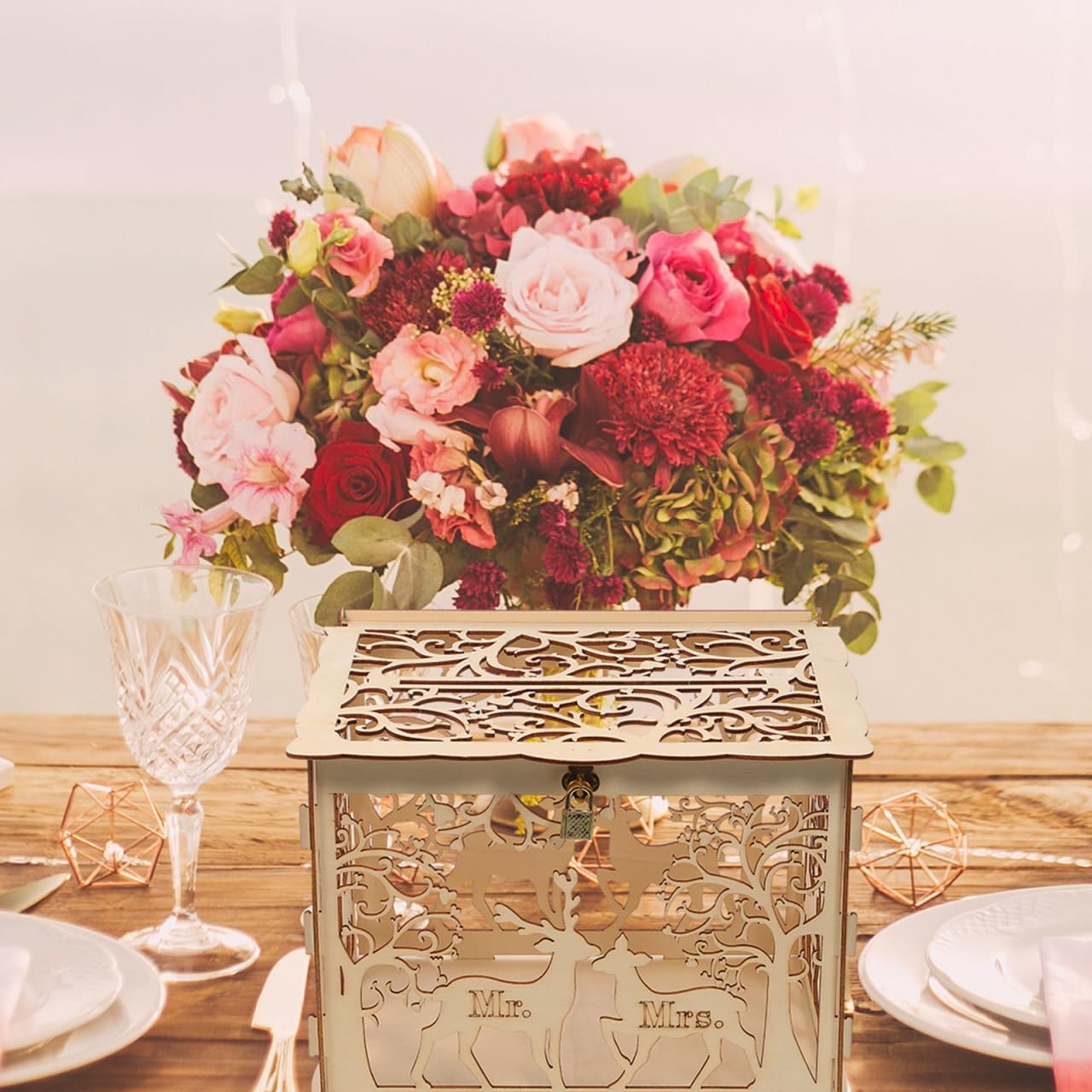 Amosfun Wedding Card Box with Lock Hollow Design Wooden Box Wedding Anniversary Party Party Reception Decorations Table Centerpieces