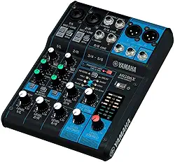 Mesa de Som Yamaha MG06 com 6 canais - 2 Entradas de Microfone