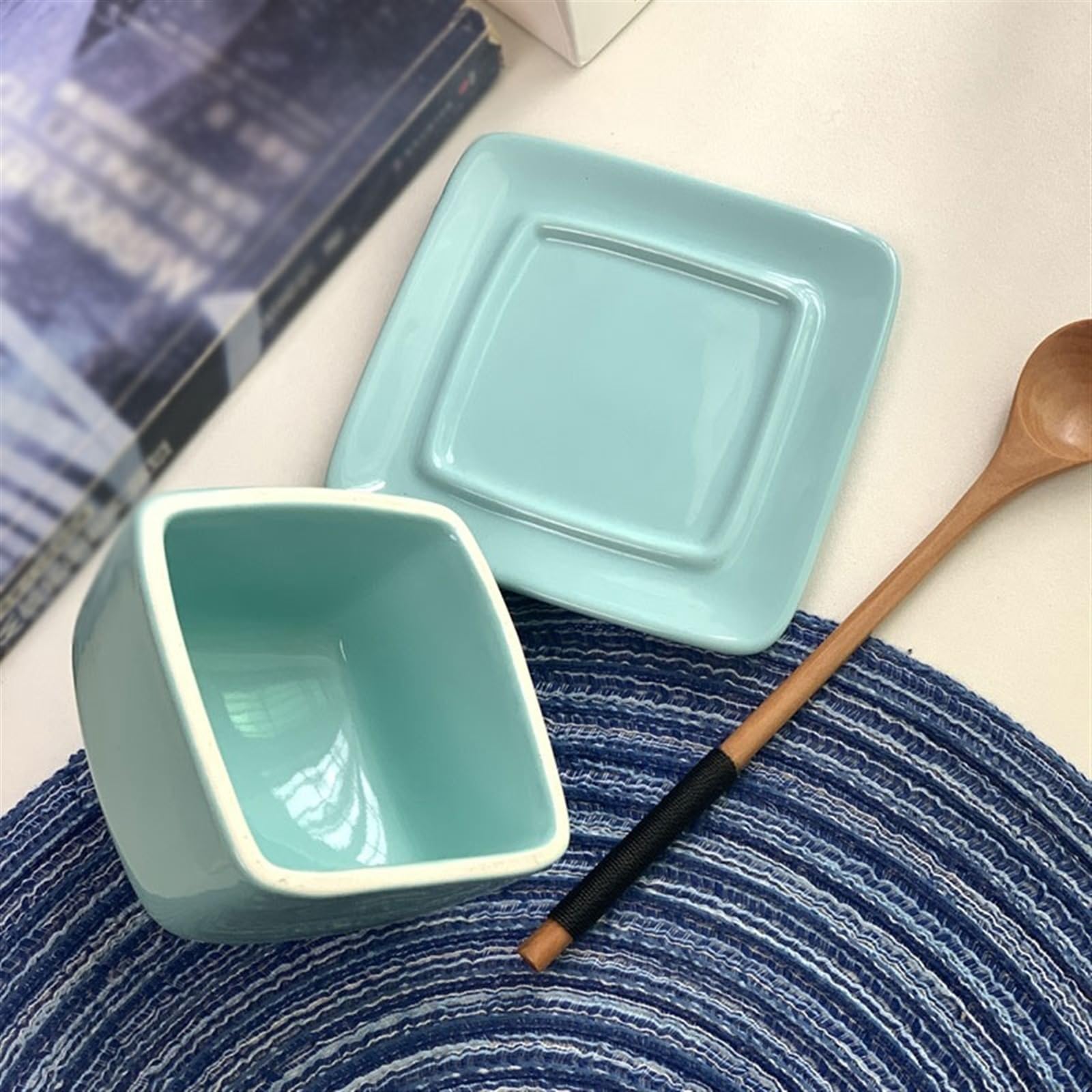 Przechowywanie masła Strona główna Ceramiczny pojemnik na masło w stylu skandynawskim Mały talerz do przechowywania z pokrywką Talerz do serów z przekąskami do blatu kuchennego