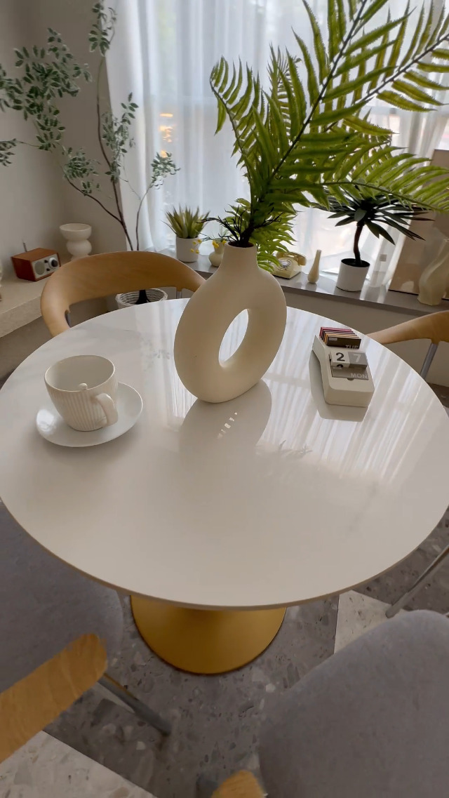 Amazon｜UNHO ダイニングテーブル 丸 大理石 カフェテーブル