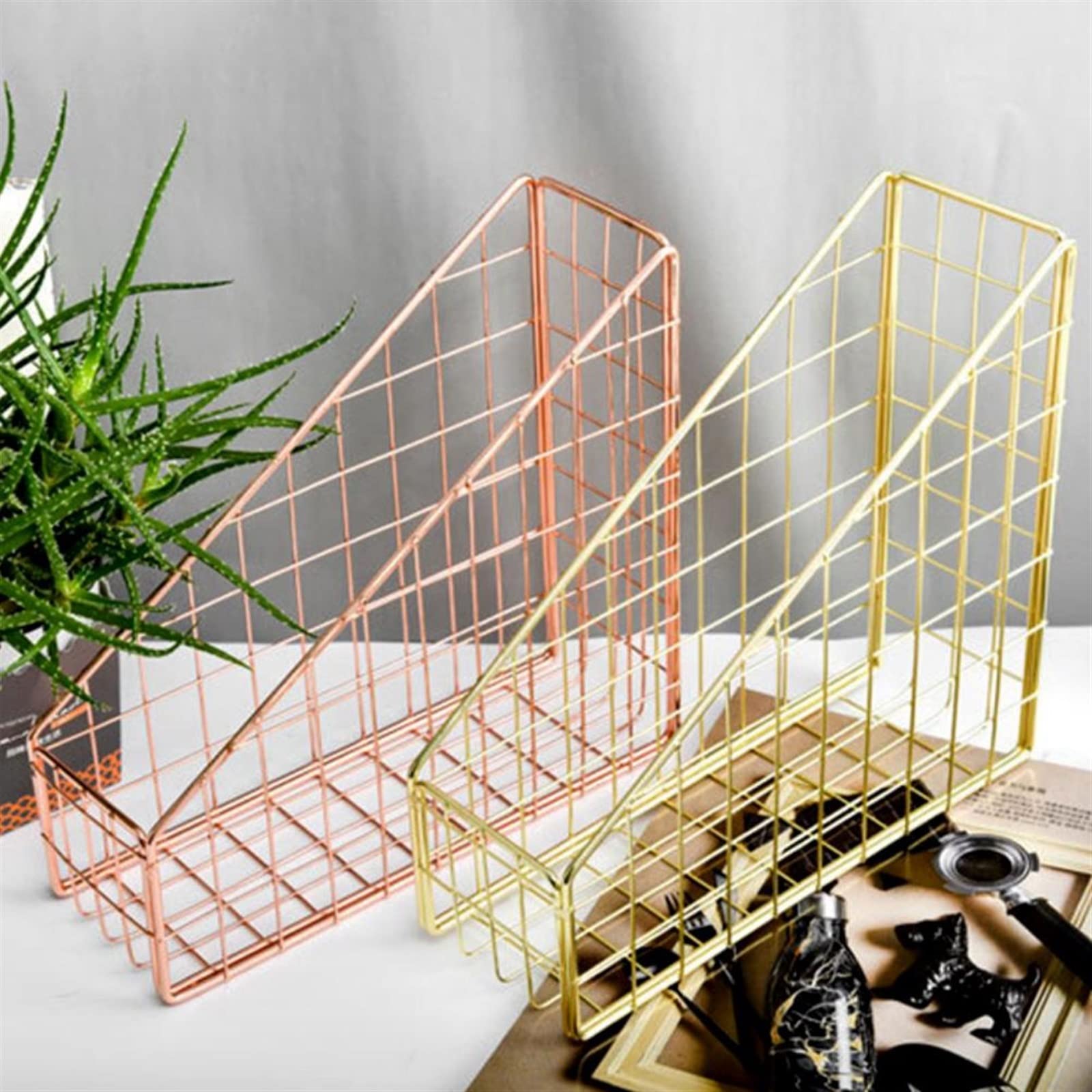 Scaffale portaoggetti per documenti, griglia in ferro, organizer per scrivania, scaffale da scrivania in stile nordico per documenti, riviste e penne, soluzione perfetta per l'ufficio