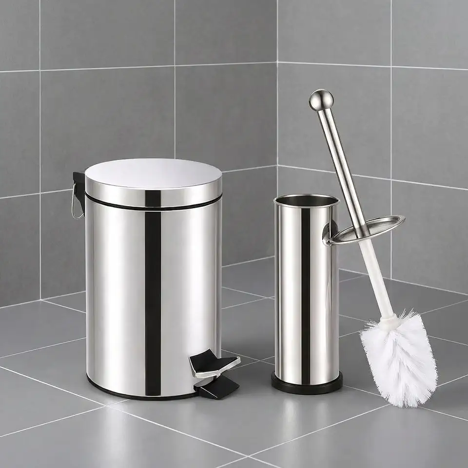 Kit Lixeira Inox 3L com Pedal + Escova Sanitária com Suporte – Design Moderno, Funcional e Higiênico para Banheiros