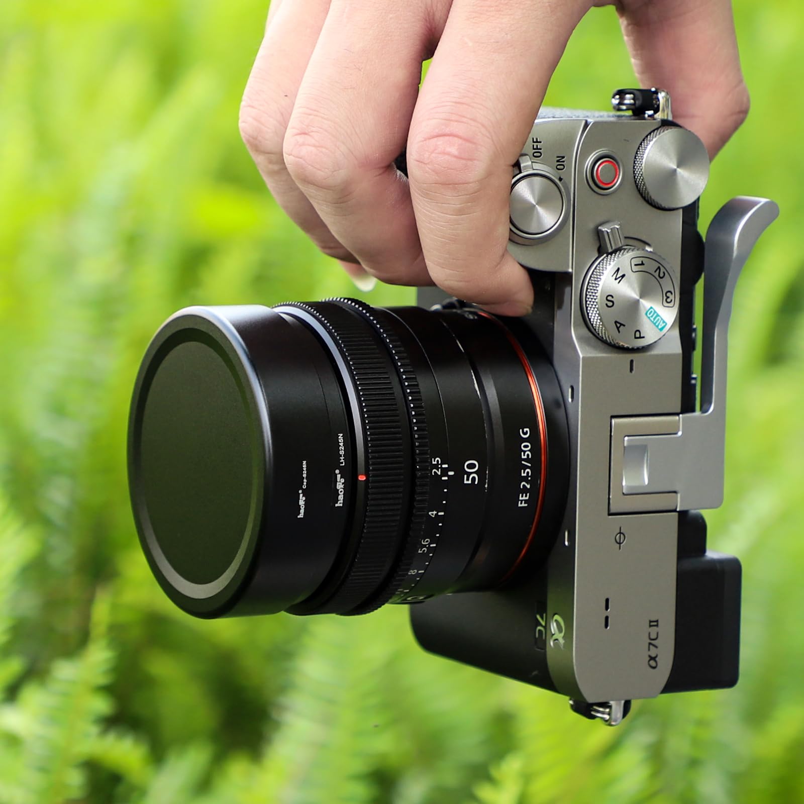 Haoge Paraluce quadrato in metallo a baionetta per obiettivo Sony FE 50 mm F2.5 G FE 40 mm F2.5 G FE 24 mm F2.8 G, RX1/RX1RII/RX1R2/RX1RIII/M3, paralume con tappo LH-S245N