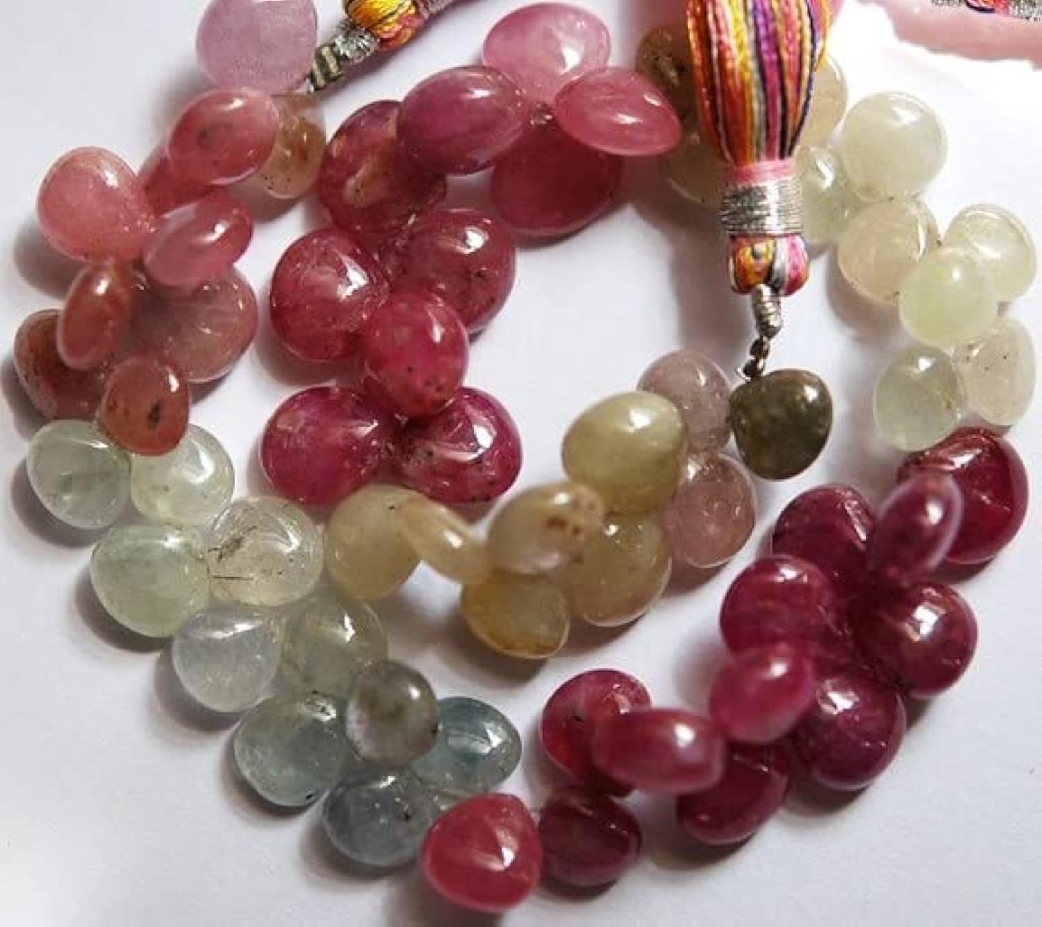Saphir d'Umba briolettes cœur LKBEADS en pierres précieuses de prestige