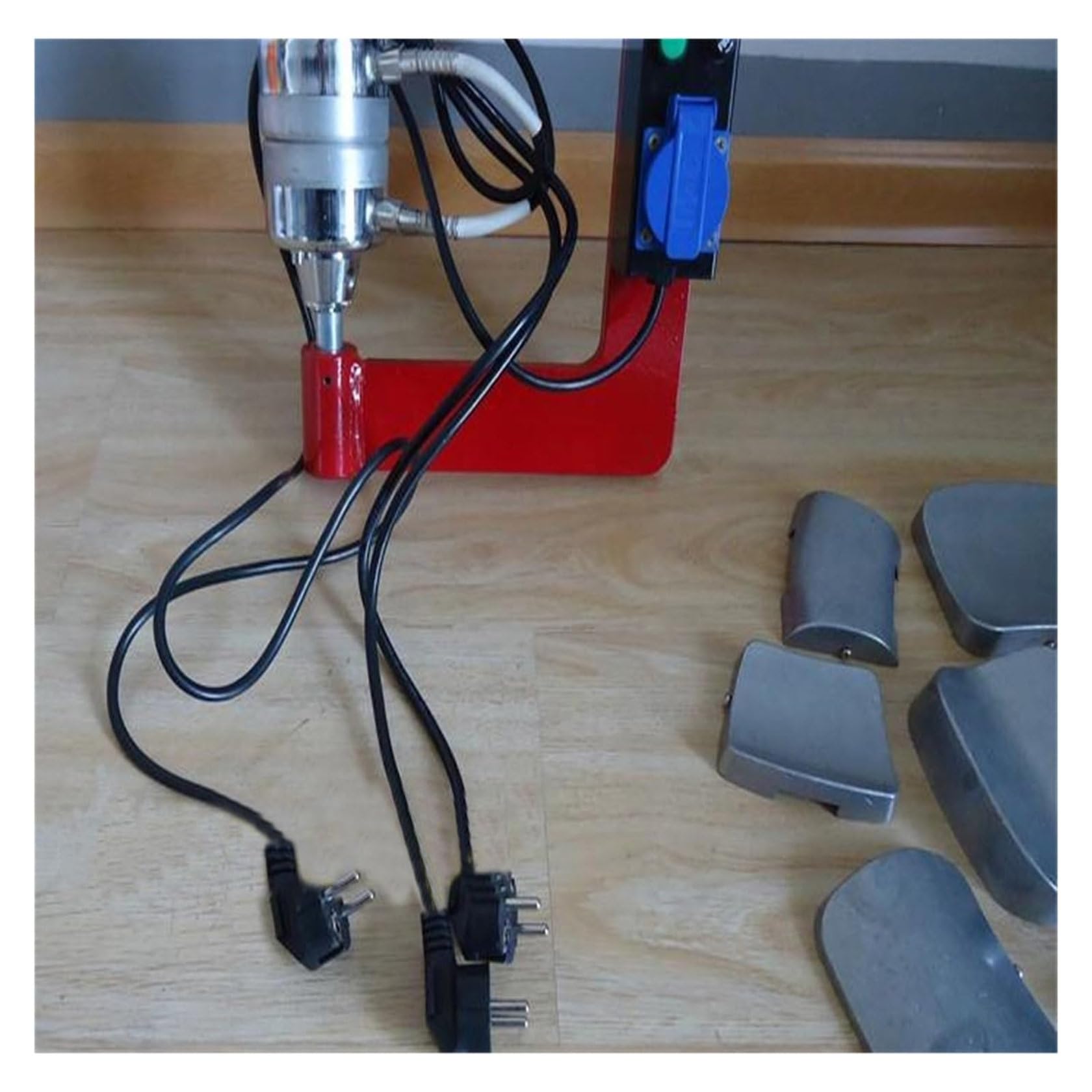 MáQuina Vulcanizadora De ReparacióN De NeumáTicos con VacíO AutomáTico, MáQuina De Parches De NeumáTicos, MáQuina De Curado De NeumáTicos Puntuales, MáQuina De ReparacióN