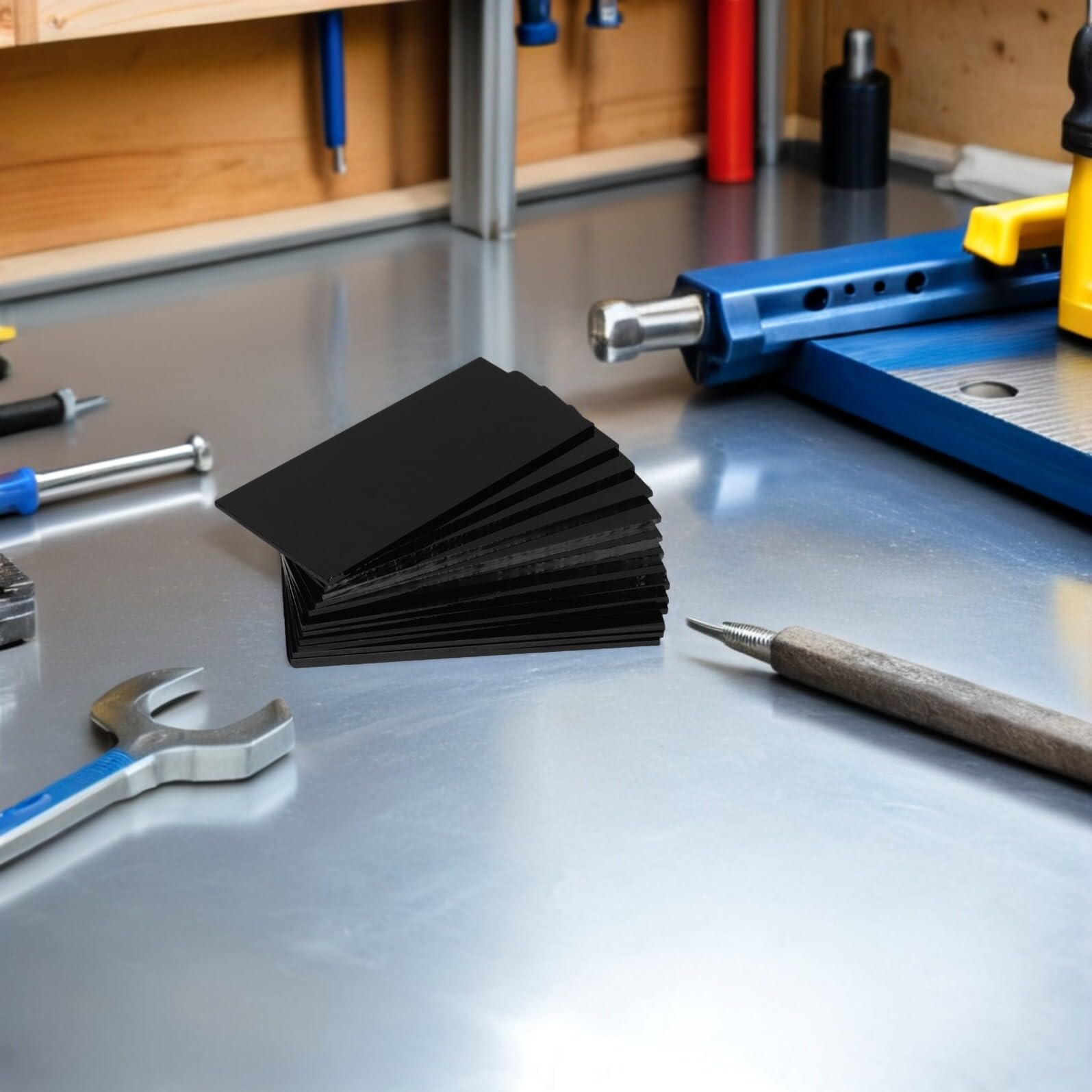Lenti in Vetro Nero da Saldatura, Filtro Antiriflesso e Resistente Agli Urti, Set da 40 Pezzi Protezione UV per Uso Industriale e Saldatori Professionisti