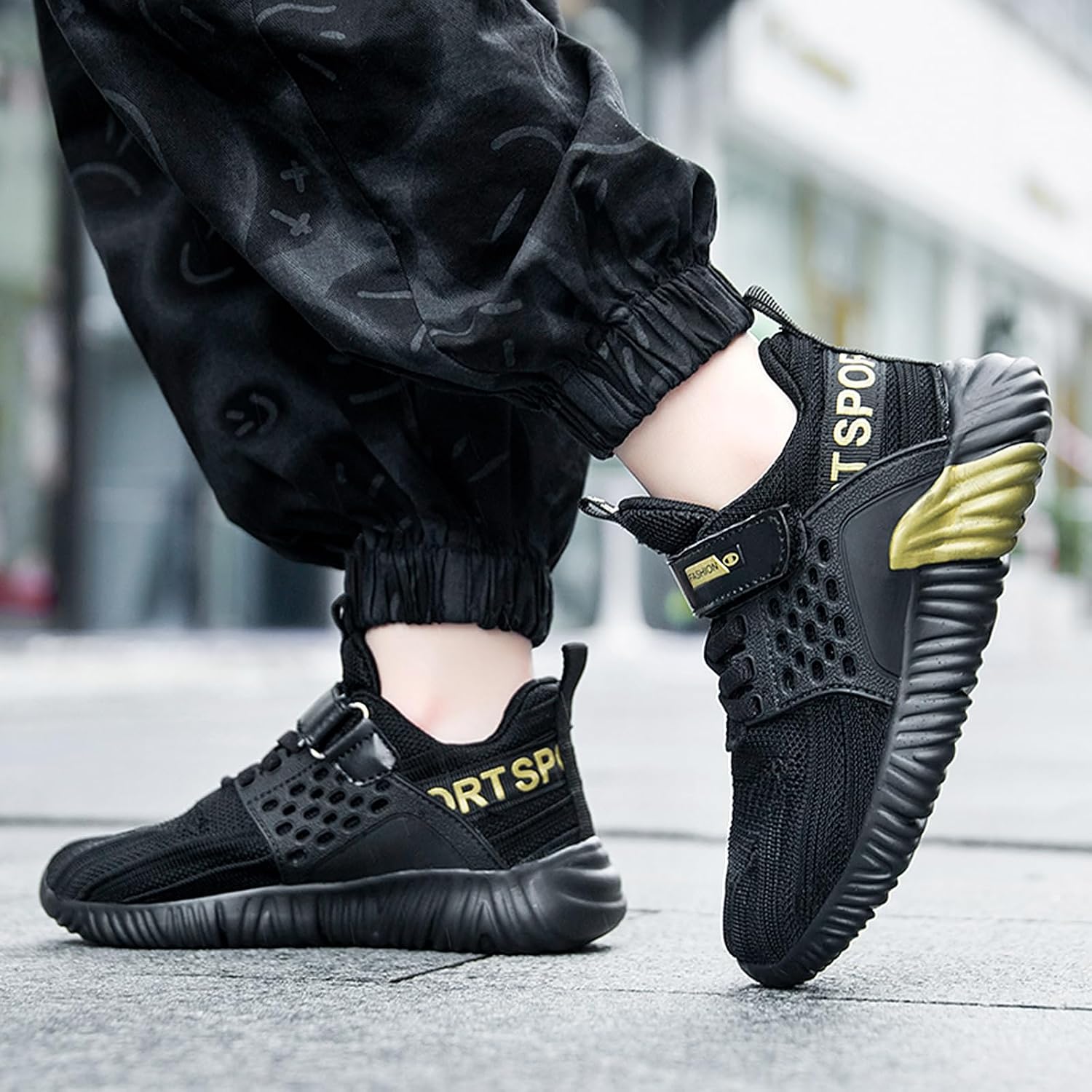 Kids Slip On Running Shoes Boys Walking Tennis Shoes Lightweight Casual Outdoor Hiking Athletic Sneakers for Boys Girls