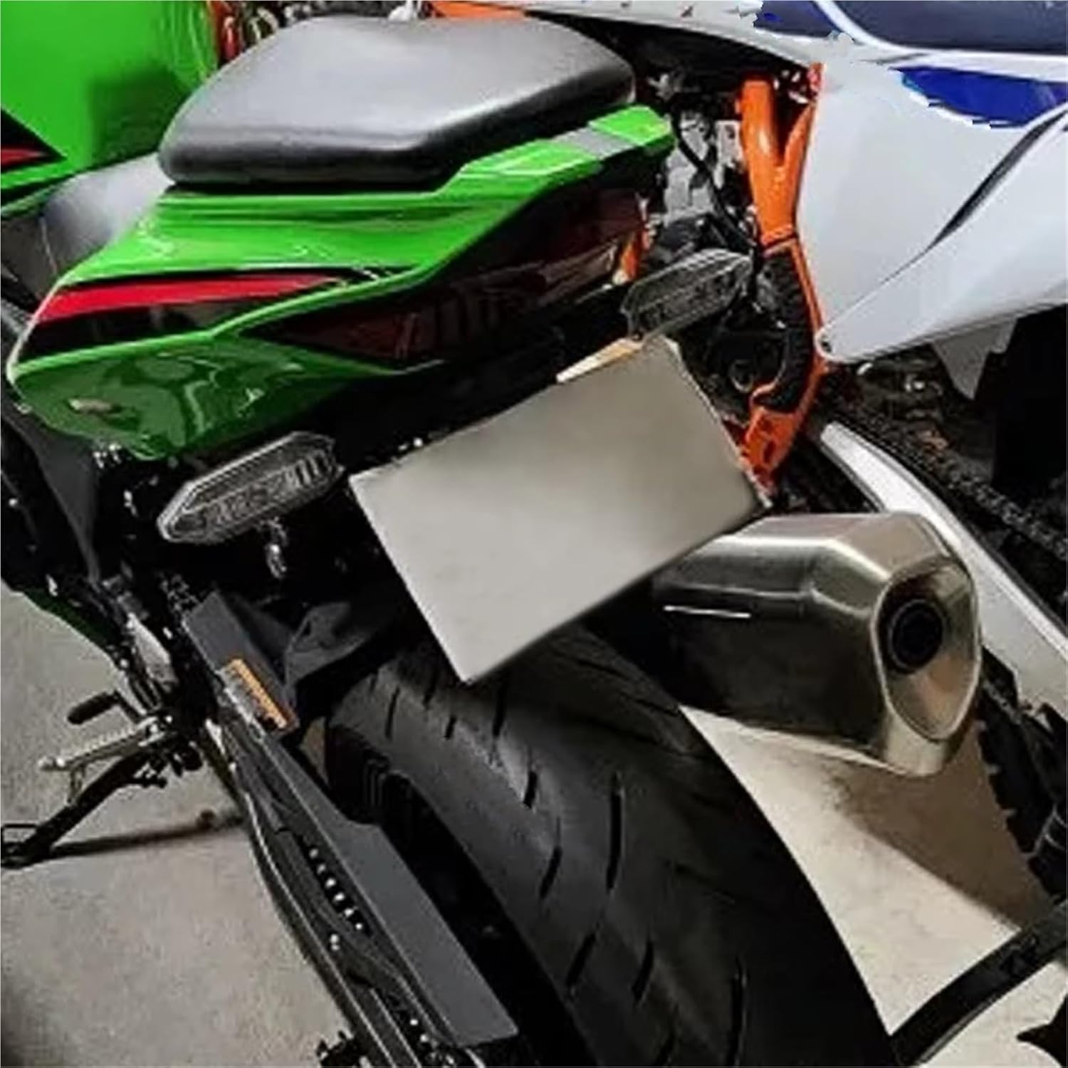 ナンバープレートホルダー に適合する ZX-25R 2020-2024 に適合する ZX