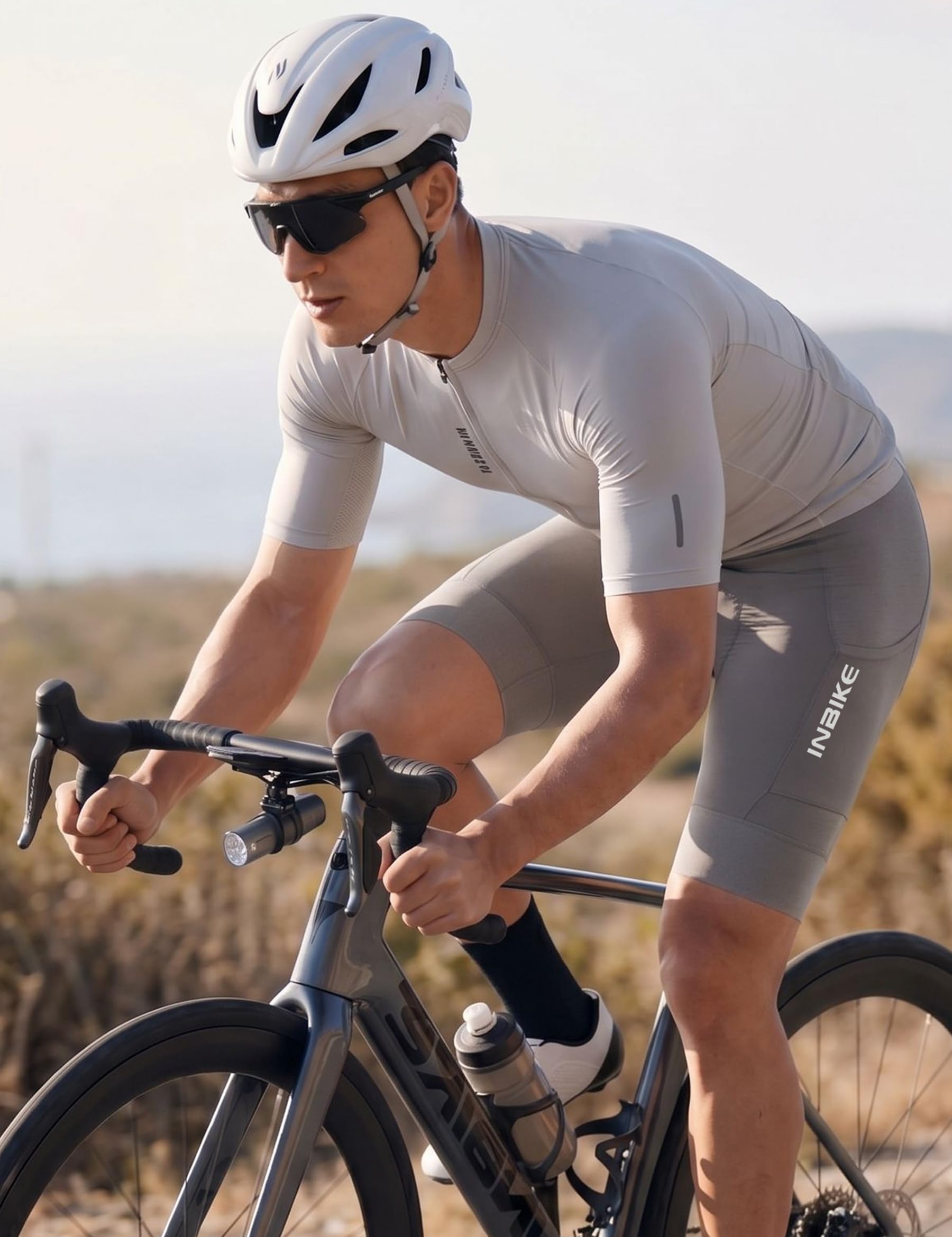 INBIKE Fahrradhose Herren Gepolstert Sommer Atmungsaktives Netzgewebe mit hoher Elastizität Radsport-Trägerhose Kurz Radhose für Radfahren Mountainbiken YS883