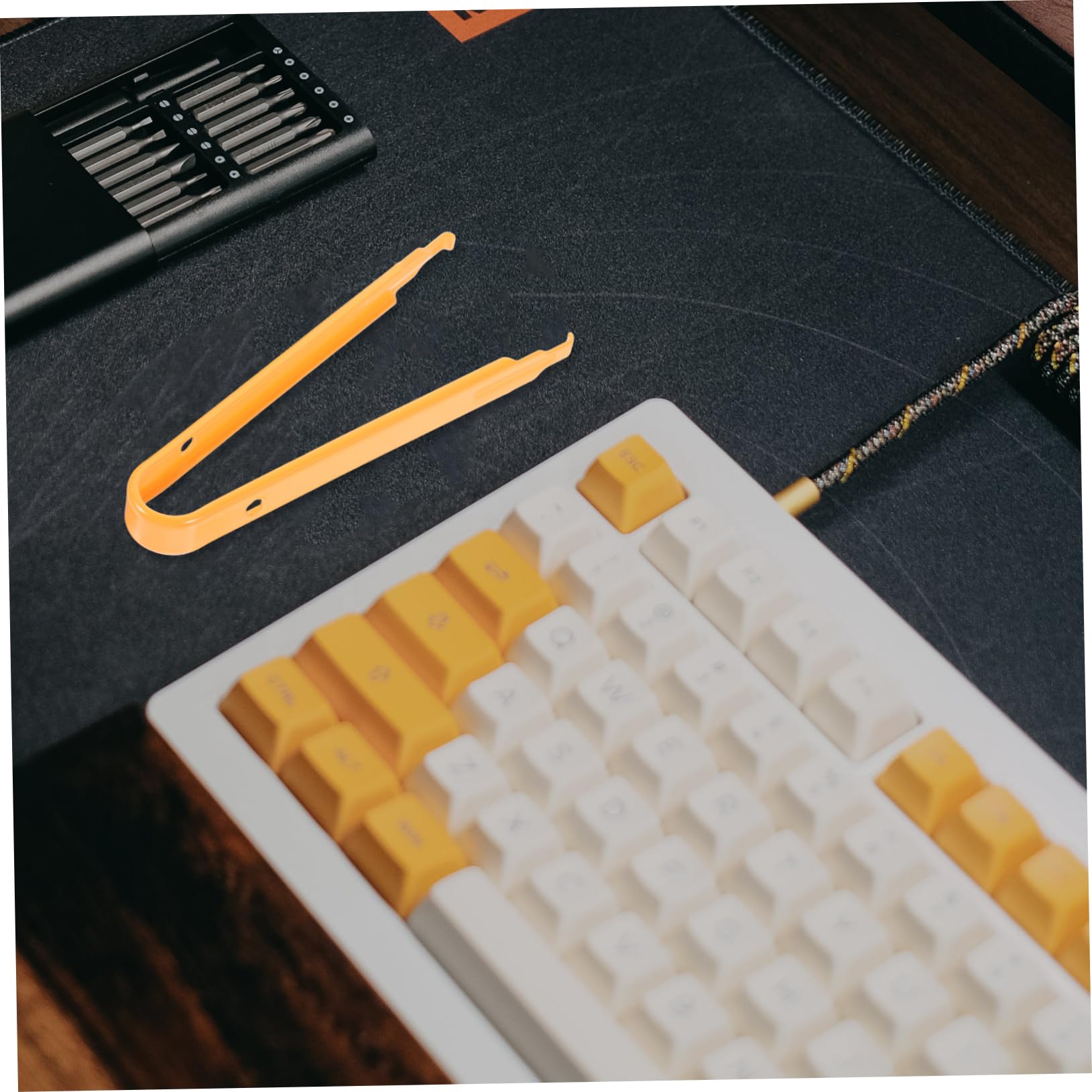 BRIGHTFUFU Keyboard Repairing Tools Keycap Puller for Mechanical Keyboards Puller Easy to Use Black