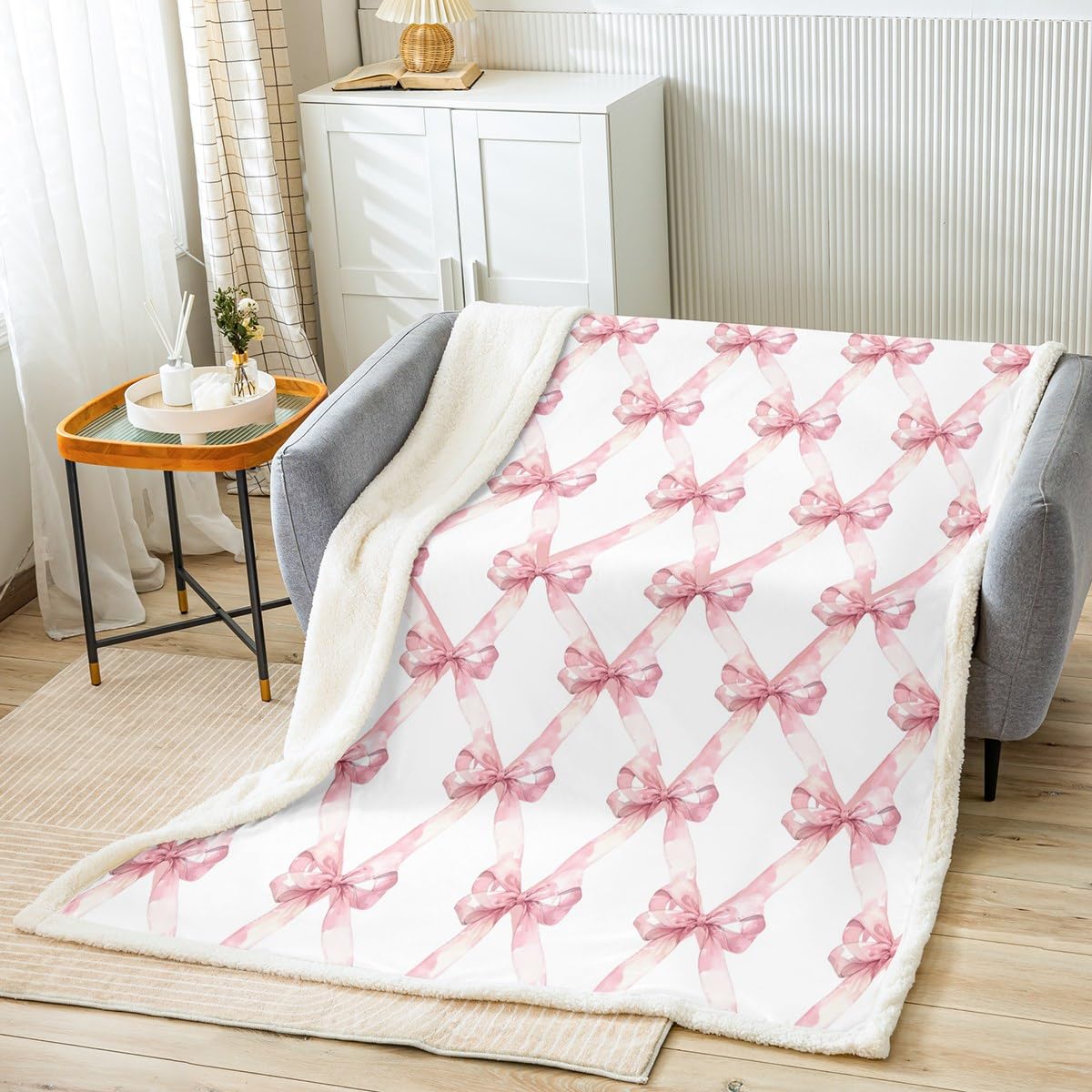 Manfei Bowknot Throw Blanket Cute Bowknot Beige Pink Fleece Blanket Princess Style Cozy Throws for Bed Couch Sofa,Boys Girls Room Decor,Soft and Breathable(50 x 60 Inches) โ image 1