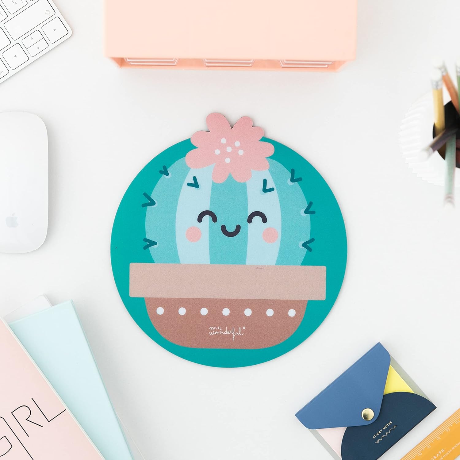 Mr Wonderful Round Mouse Pad, Extra Fine Fibre Mouse Mat for Girls, Non-Slip Children's Mat and Cactus Design, Green – Mr Wonderful Original Gifts for Girls and Women