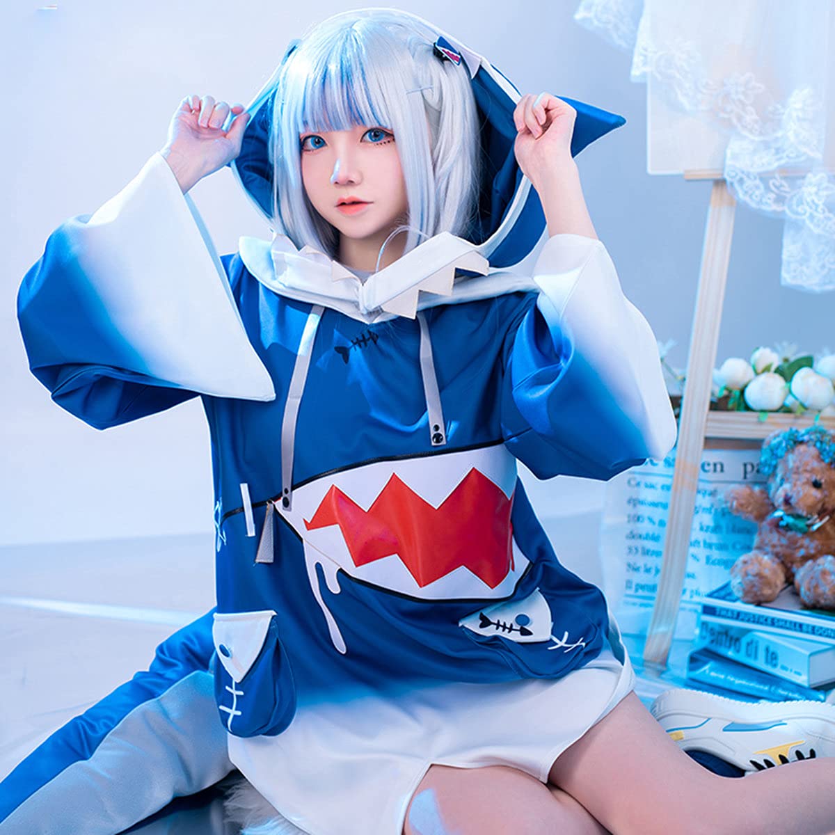 Amazon.co.jp: [ニャンコ] がうる・ぐら コスプレ衣装 Gawr Gura サメ 