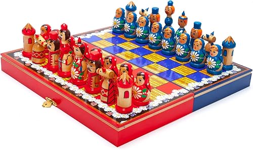 Tablero de ajedrez de madera con piezas de ajedrez pintadas a mano Matryoshka