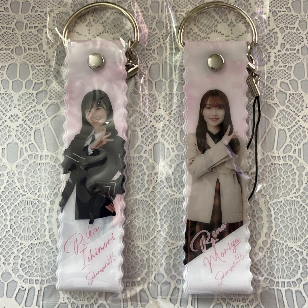 Amazon.co.jp: 櫻坂46 ローソン ストラップキーホルダー 守屋麗奈