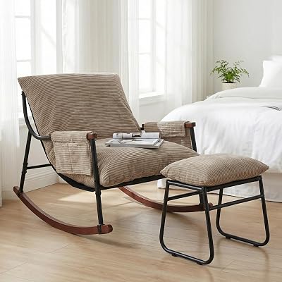 Fauteuil à Bascule Allaitement avec Repose Pieds, Poche latérale, Accoudoirs et Bases en Bois, Rocking Chair pour Salon, Chambre, Balcon, Chambre Bebe,Nursery, Tissu rayé, Kaki