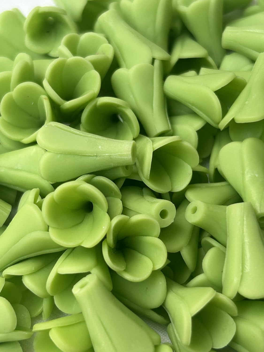 100 PCS Mini Green Pakalana Clay Beads (1.5 cm) for Jewelry Making DIY Craft Supplies