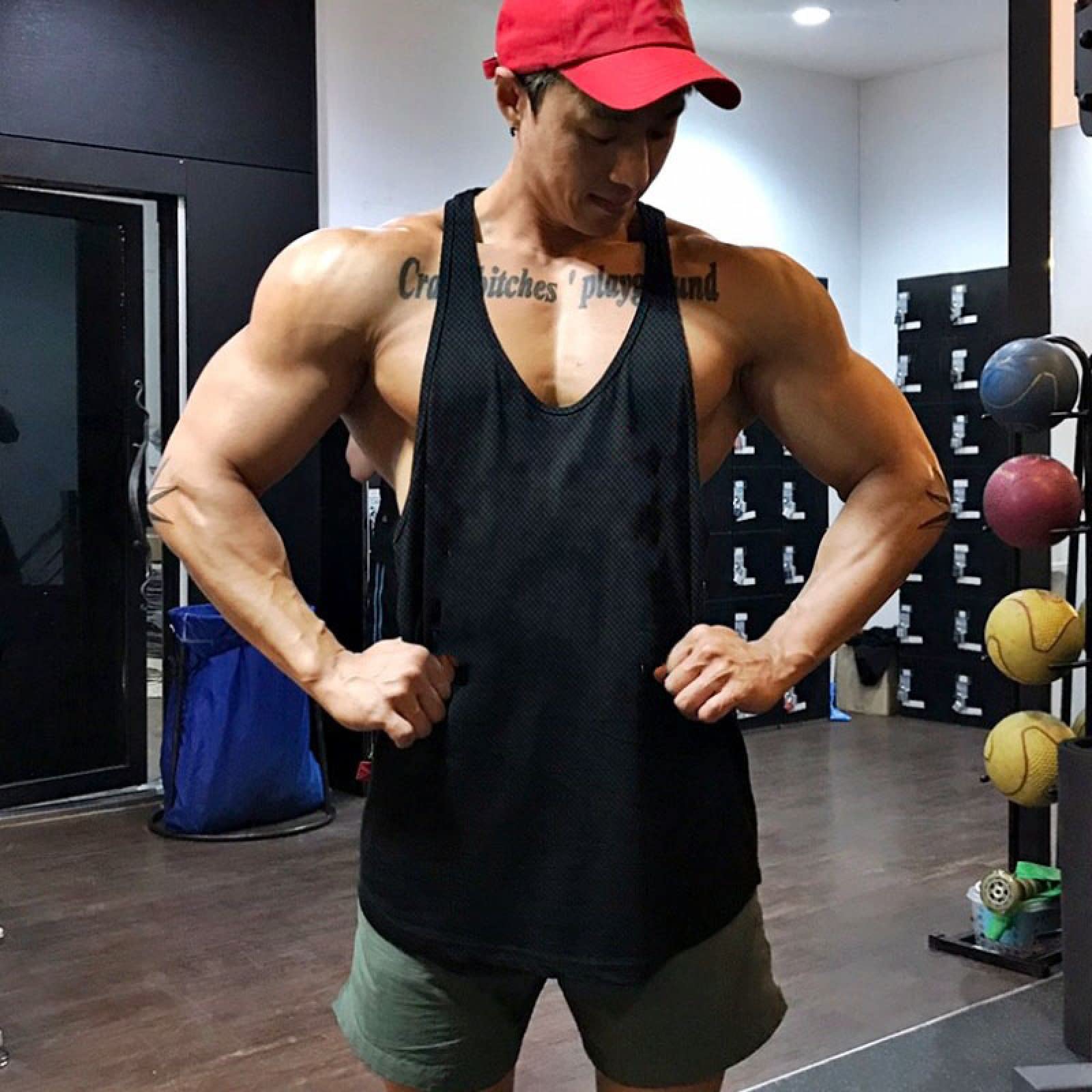 Vestiti Da Yoga Abbigliamento Sportivo Completi Palestra Maglia Da Uomo Abbigliamento Fitness Palestra Stringer Canotta Uomo Bodybuilding Canotta Allenamento Canottiere Da Corsa Camicia Senza Maniche - Foto 12