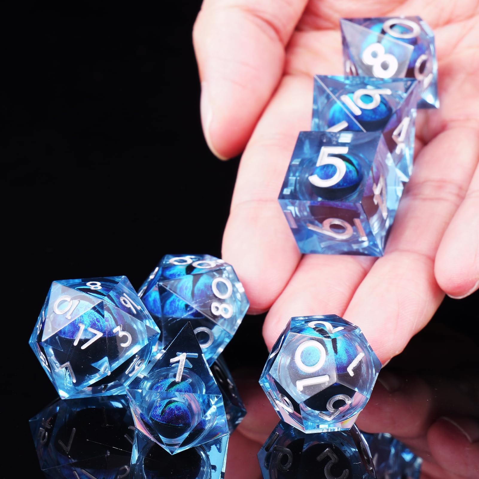 ORUZA 7 Stück Drachenauge Polyedrische Harz Spielwürfel DND Würfel Set D&D Würfel für Dungeons and Dragons RPG MTG Pathfinder Rollenspiel D4 D6 D8 D10 D% D12 D20 - 5