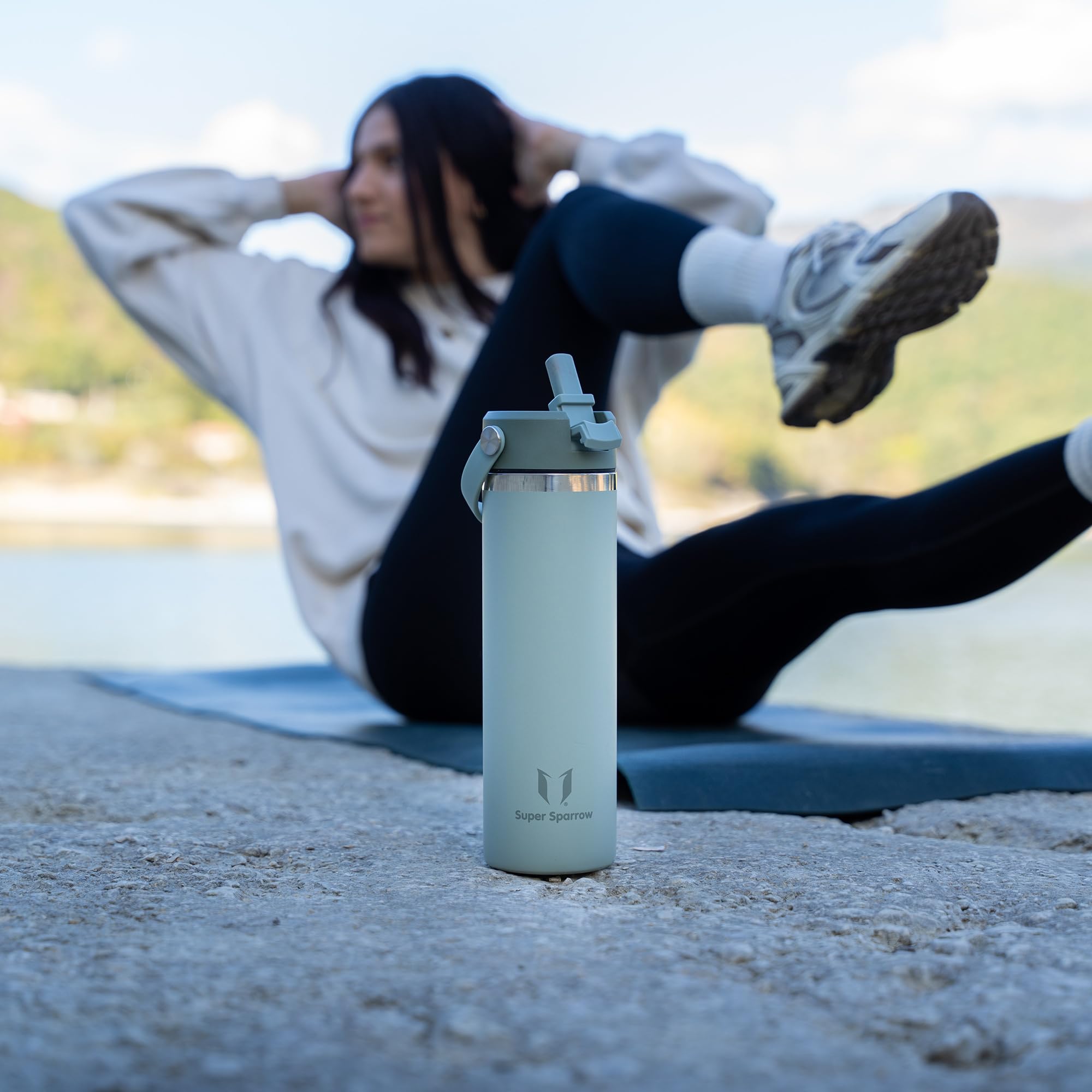 Sparrow Borraccia Termica - 500ml/750ml/1L/1.2L - SwivelSip Bottiglia Acciaio Inox - Senza BPA Borracce Termiche, Borraccia con Cannuccia Ergonomica per Scuola, Sportiva, Campeggio, Palestra