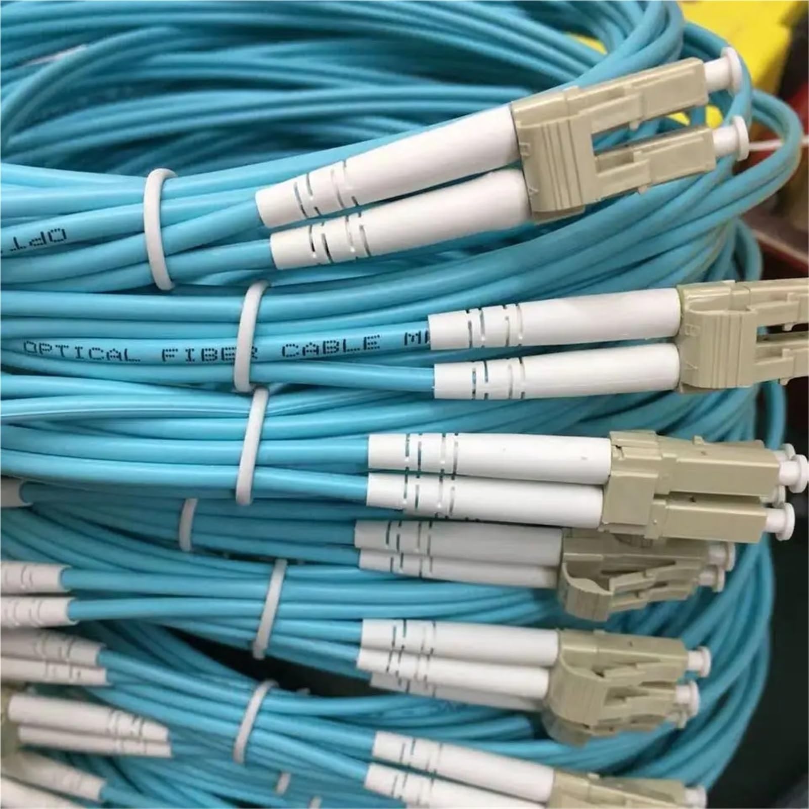 OM4 SC-SC-LC-LC-FC-FC-ST-ST Duplex Światłowodowe kable przyłączeniowe wielomodowe 2,0 mm 3,0 mm 2 Ftth Kabel krosowy IL(45M)